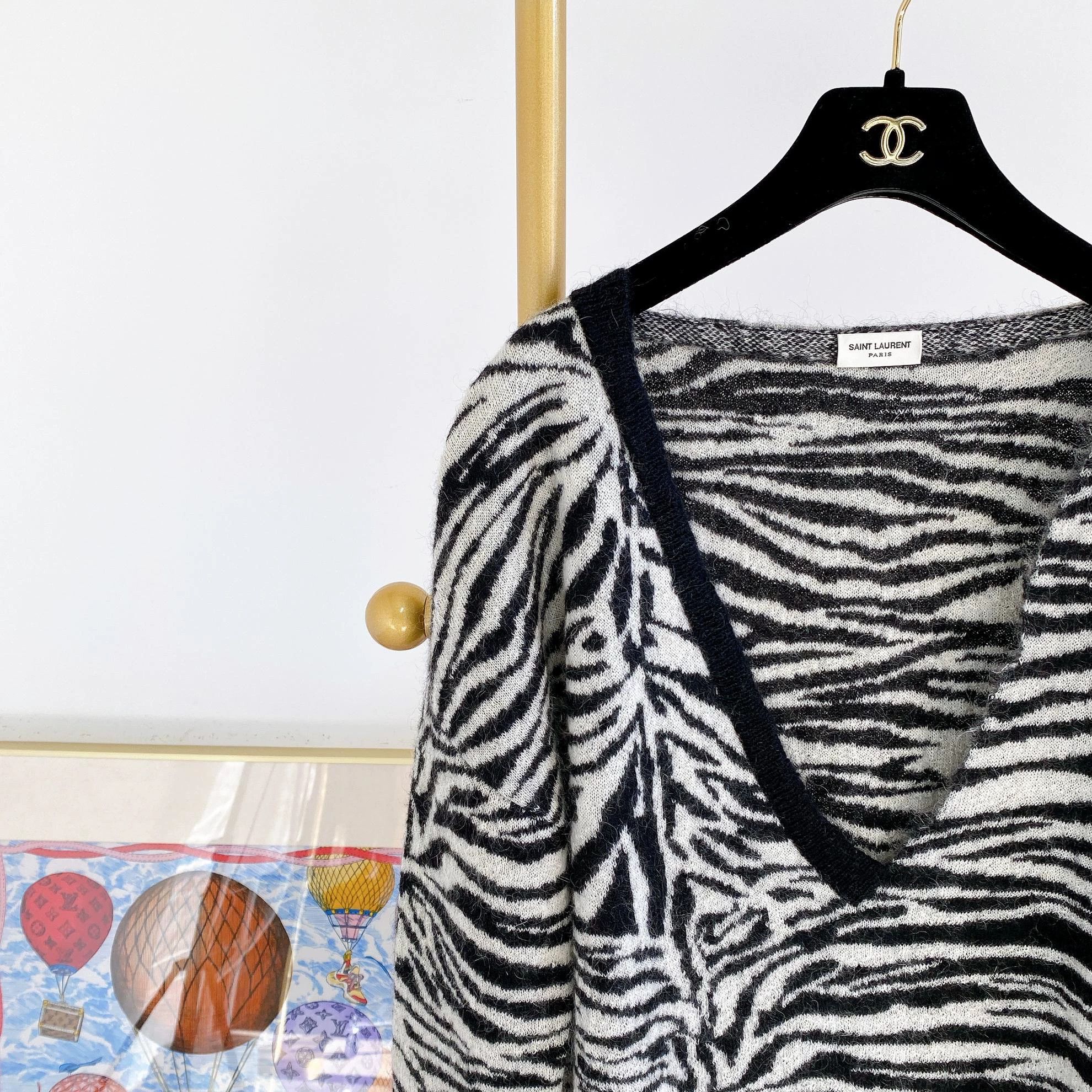 Saint Laurent Paris Saint Laurent color blocked irregular V-neck top XS Size XS / US 0-2 / IT 36-38 - 3 Thumbnail
