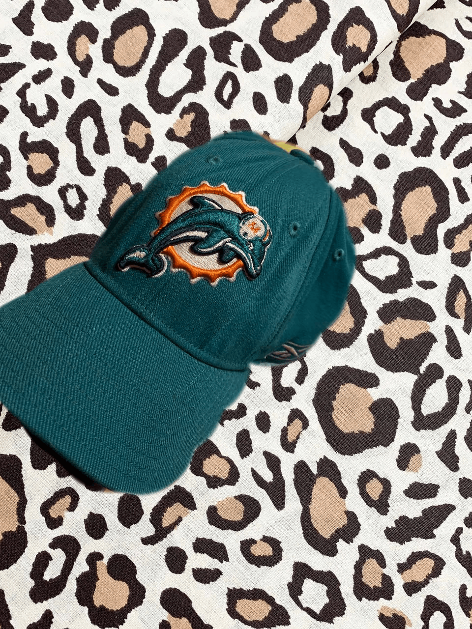 NFL 90s Vintage Dolphin NFL Cap Size ONE SIZE - 1 Thumbnail