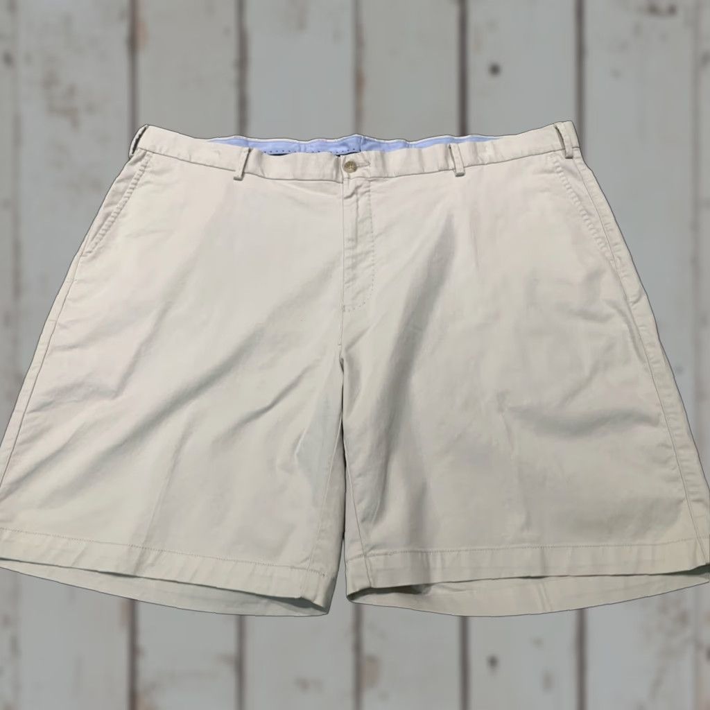 Peter Millar Peter Millar Golf Shorts Mens 44 Slim Fit Beige Chino Cotton Size US 44 / EU 60 - 1 Thumbnail