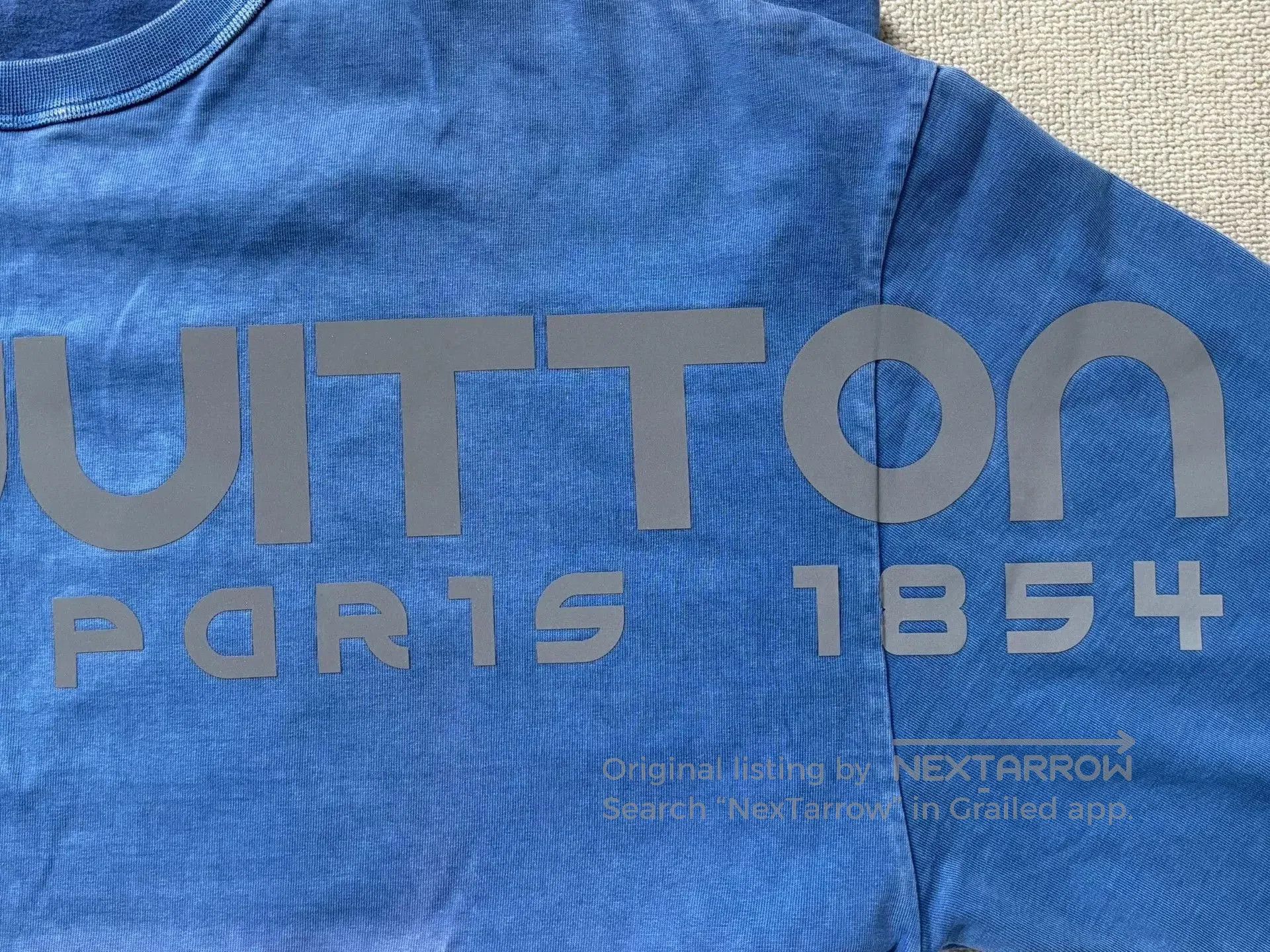 Louis Vuitton Louis Vuitton Reflective Logo T-Shirt. Size US S / EU 44-46 / 1 - 3 Thumbnail