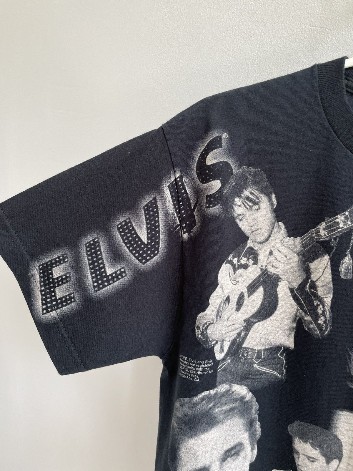 Vintage Elvis Presley Vintage T Shirt Tee Live On Stage 2000s Size US M / EU 48-50 / 2 - 3 Thumbnail