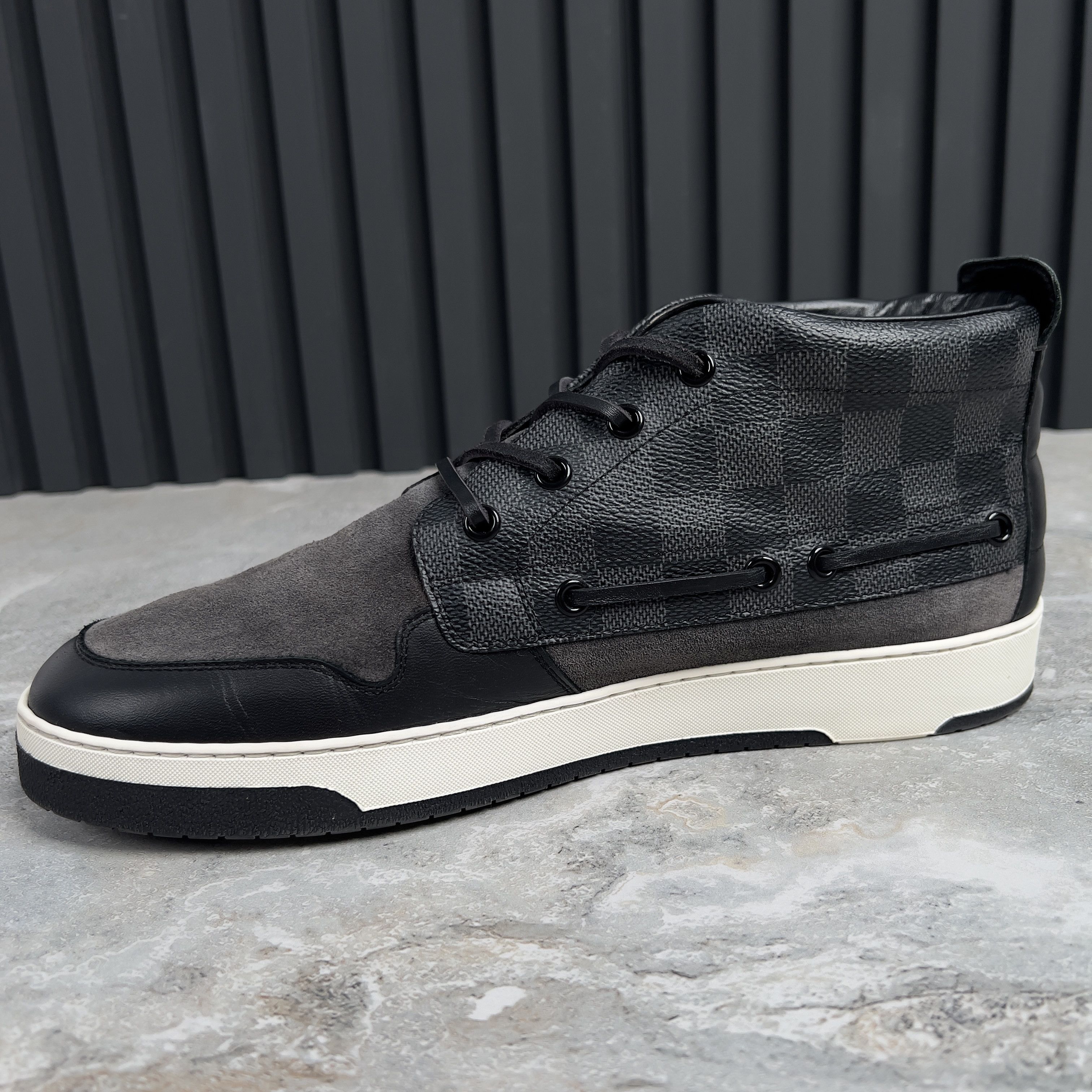 Louis Vuitton Louis Vuitton Trainer Damier Sneaker Graphite Leather Size US 8.5 / EU 41-42 - 7 Thumbnail