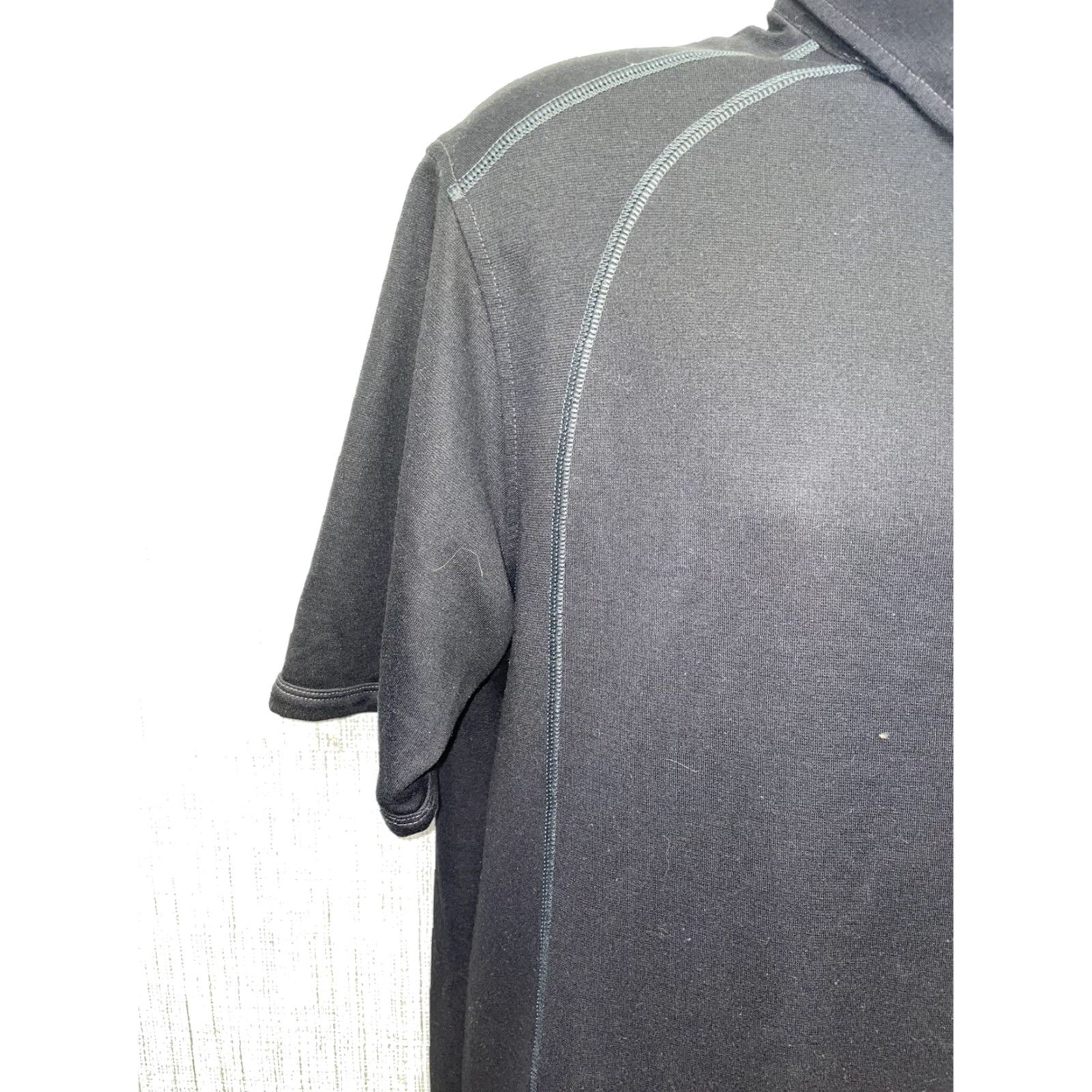 Tommy Bahama Tommy Bahama Polo Mens L Black Golf Polyester Blend Polo Shirt Size US L / EU 52-54 / 3 - 3 Thumbnail
