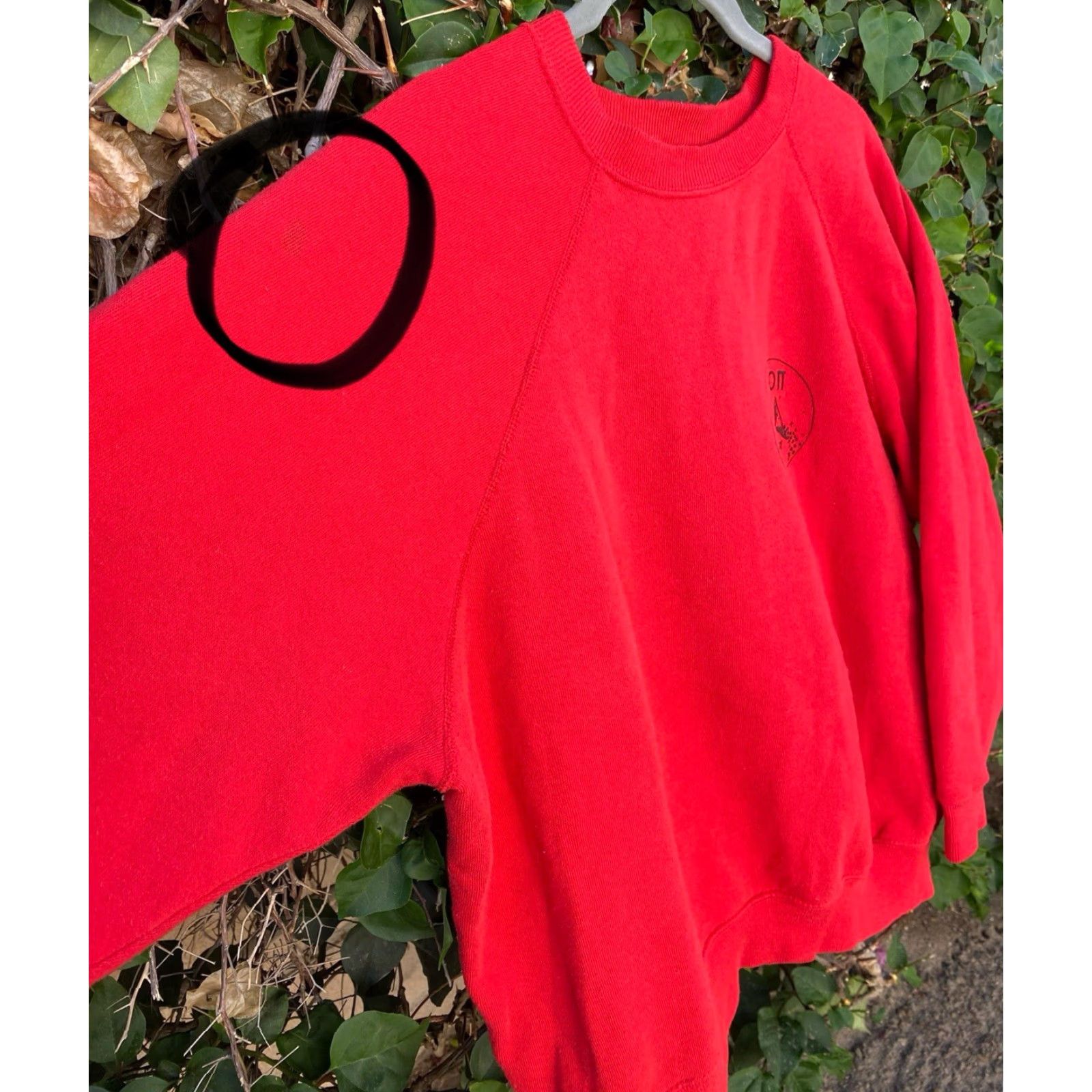 Vintage VINTAGE Alpha Omicron PI Initiation February 7 1987 Raglan Sweatshirt Size XL Red Graphic Print Men Pullover 80s University Cars"} Size US XL / EU 56 / 4 - 6 Thumbnail