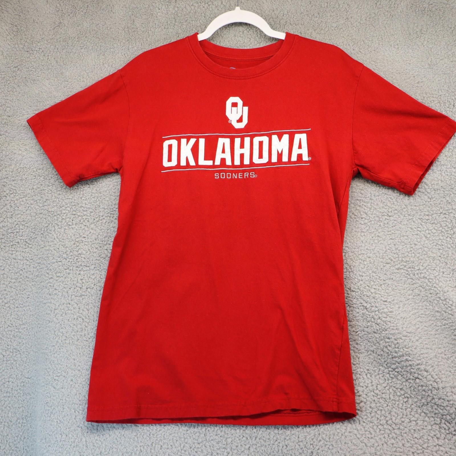 Champion Oklahoma Sooners T Shirt Men Medium Red Champion Embroidered Size ONE SIZE - 2 Thumbnail