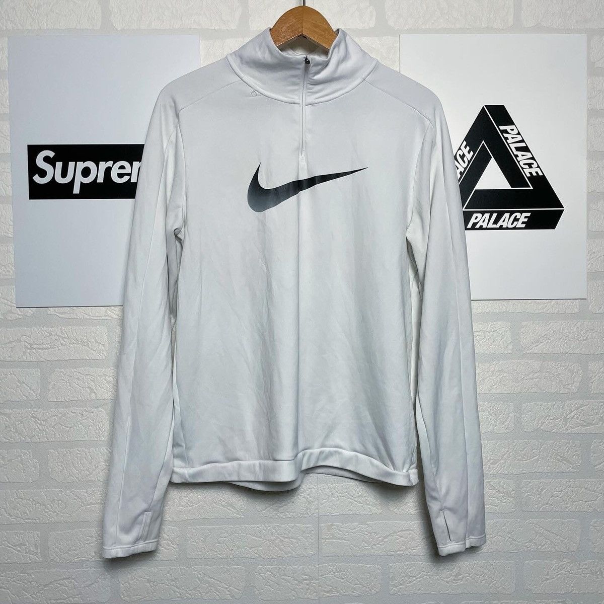 Nike White sweatshirt long sleeve big swoosh Nike Dri -fit Size L / US 10 / IT 46 - 1 Thumbnail