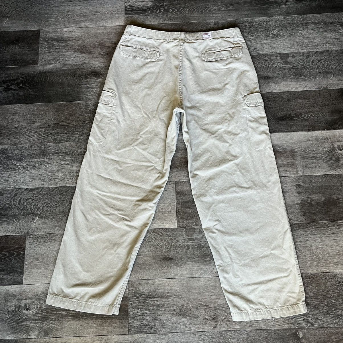 Levi's Vintage 90s Levi’s Dry Goods Cargo Skater Pocket Pants 36x30 Size US 36 / EU 52 - 1 Thumbnail