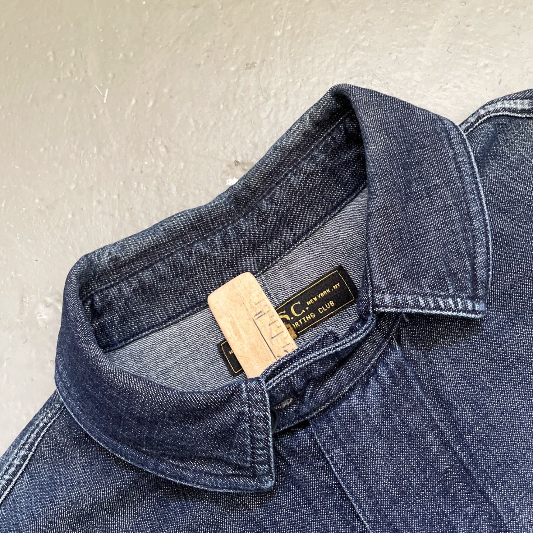Vintage VINTAGE Freemans Sporting Club Selvedge Denim Chore Jacket Men's XL Blue Workwear Chin Strap Engineer Denim Jacket Size US XL / EU 56 / 4 - 3 Thumbnail
