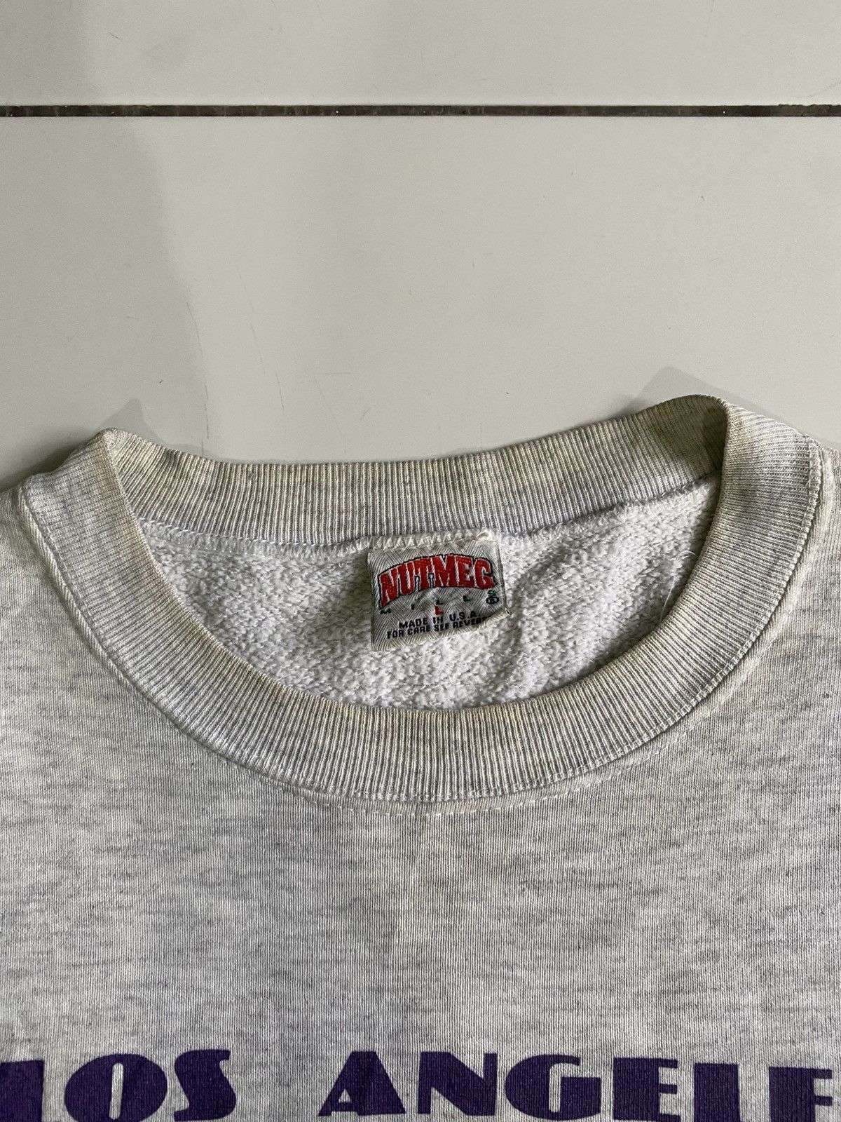 NBA × Nutmeg Vintage Las Angeles Lakers Basketball Size US L / EU 52-54 / 3 - 8 Thumbnail