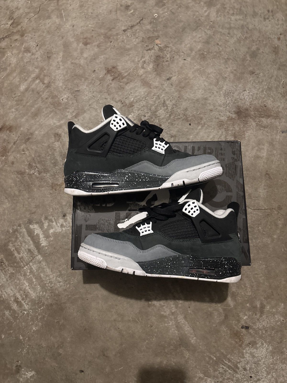 Jordan Brand Fear Jordan 4 retro Size US 9.5 / EU 42-43 - 3 Thumbnail