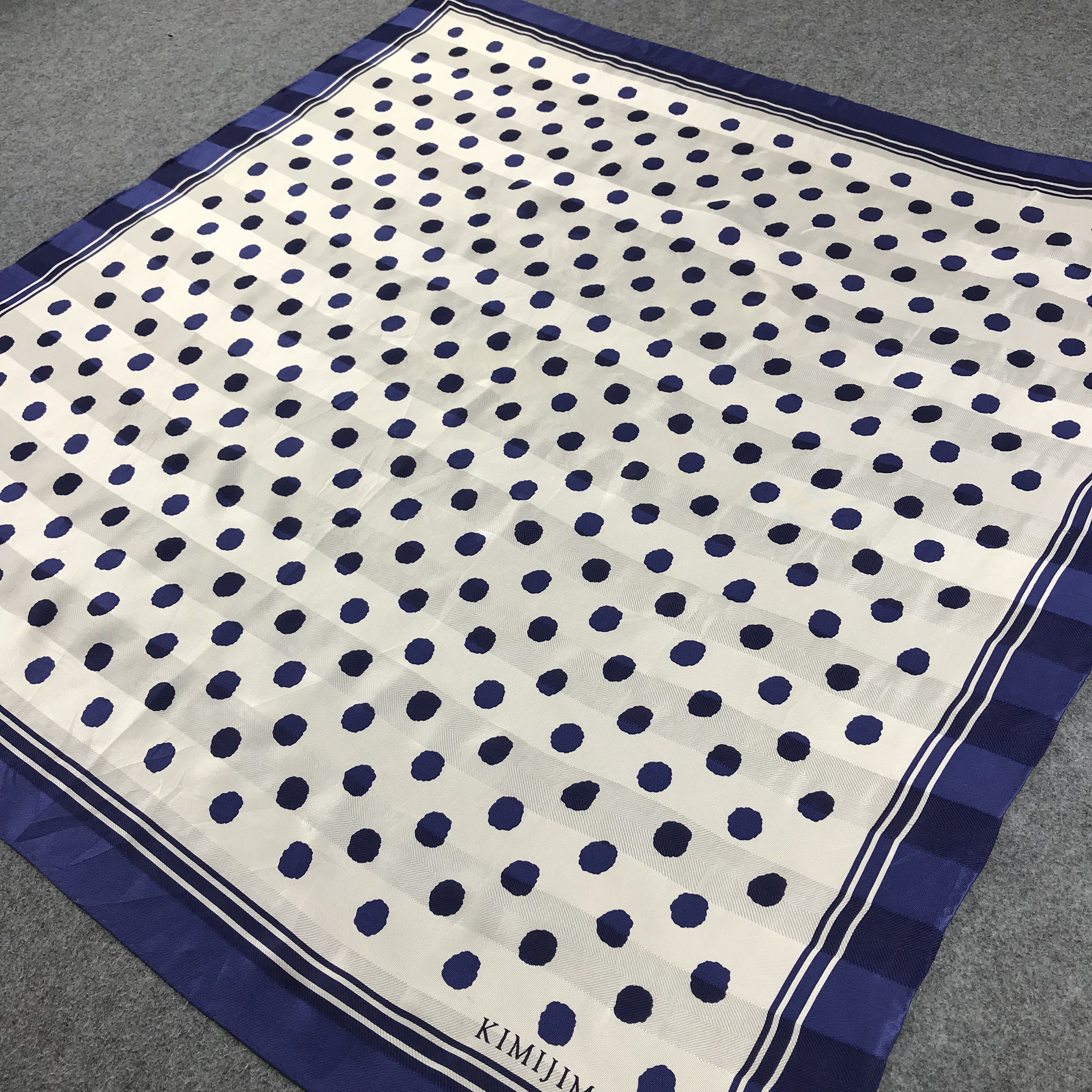 Japanese Brand Kimijima Polka Dots Slit Thread Silk Scarf M173 Size ONE SIZE - 4 Thumbnail