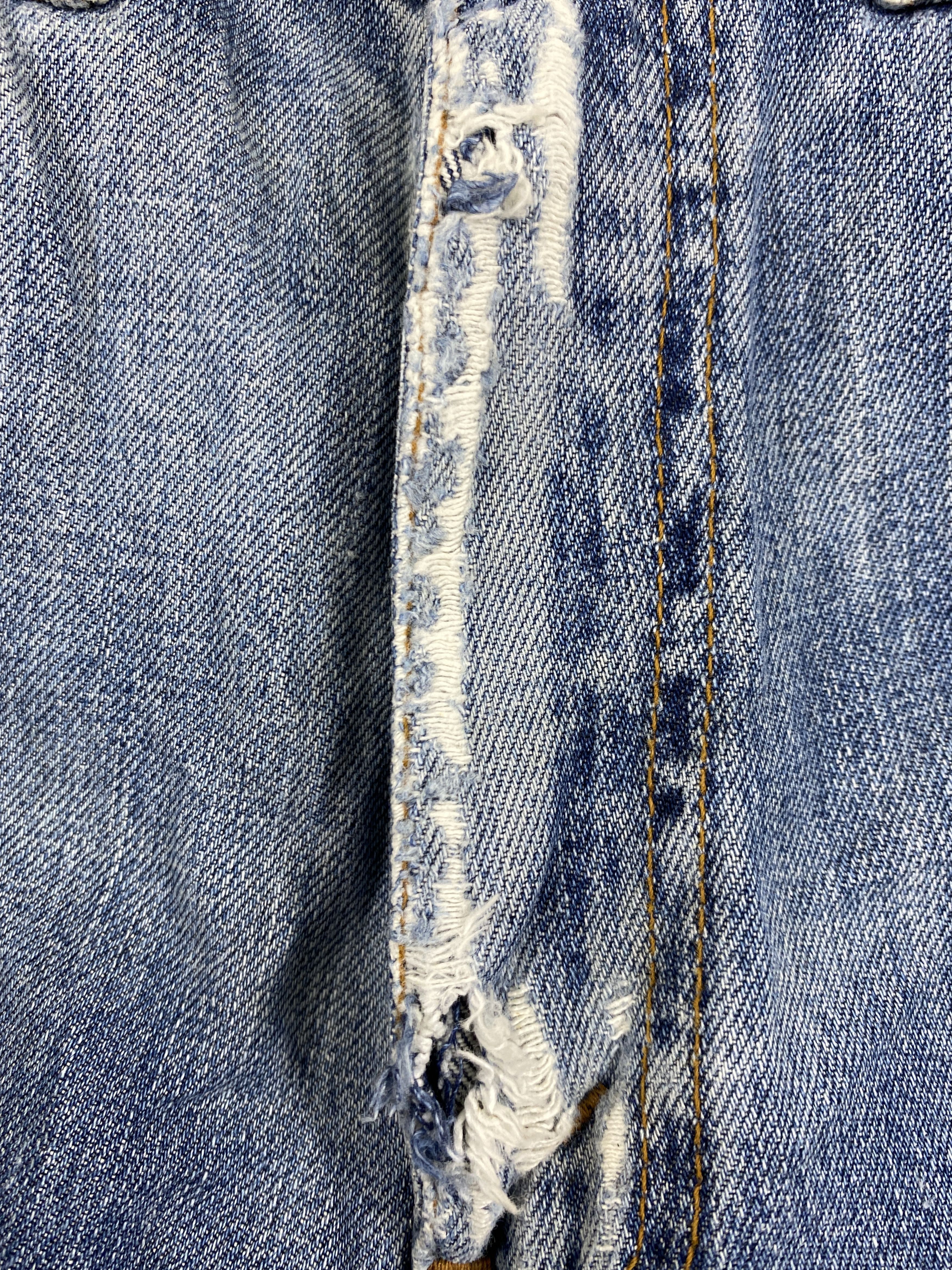 Levi's Vintage Levi's W515 Distressed Jeans 26x27 Denim-JN3876 Size US 26 / EU 42 - 12 Thumbnail