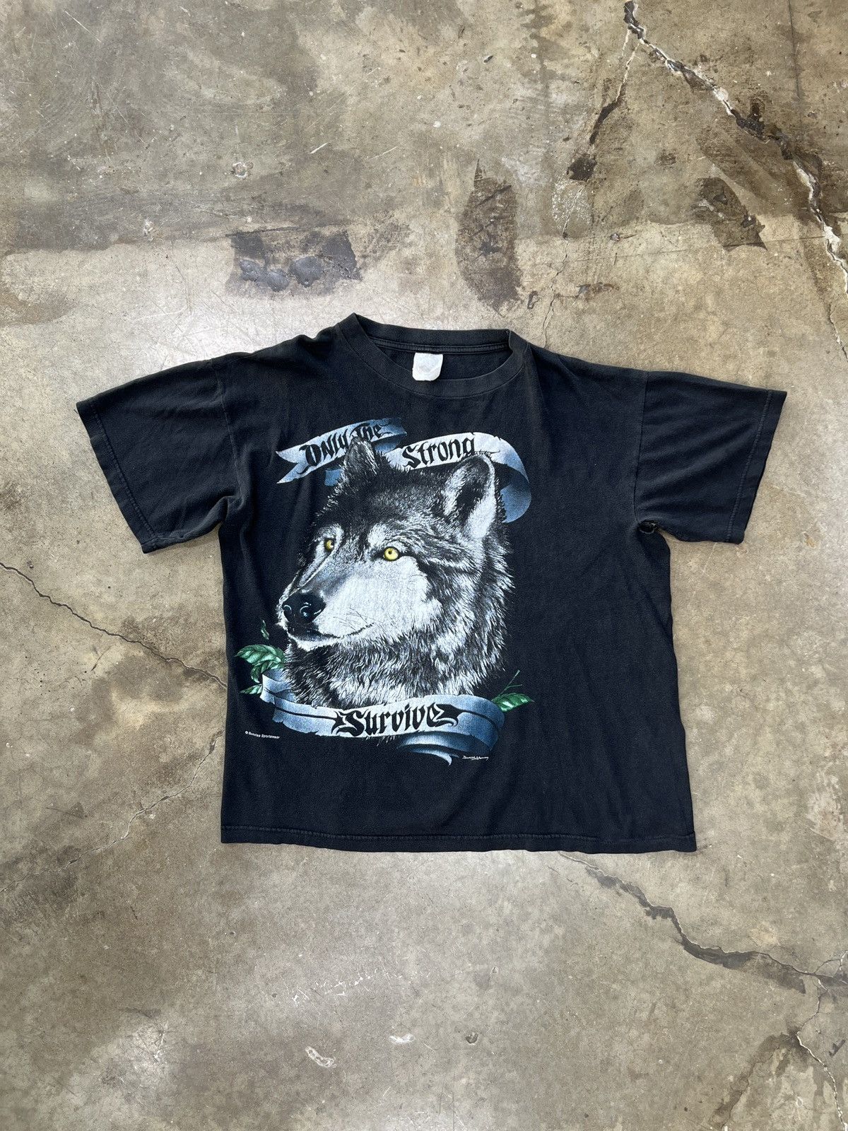 Vintage Vintage Y2K 2000s Strong Survive Wolf Nature Tee Large Size US L / EU 52-54 / 3 - 2 Thumbnail