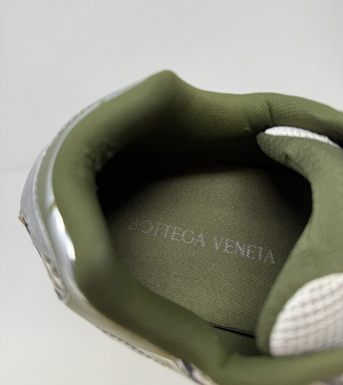 Bottega Veneta Bottega Veneta Orbit Sneaker Mud/White Size US 11 / EU 44 - 8 Thumbnail