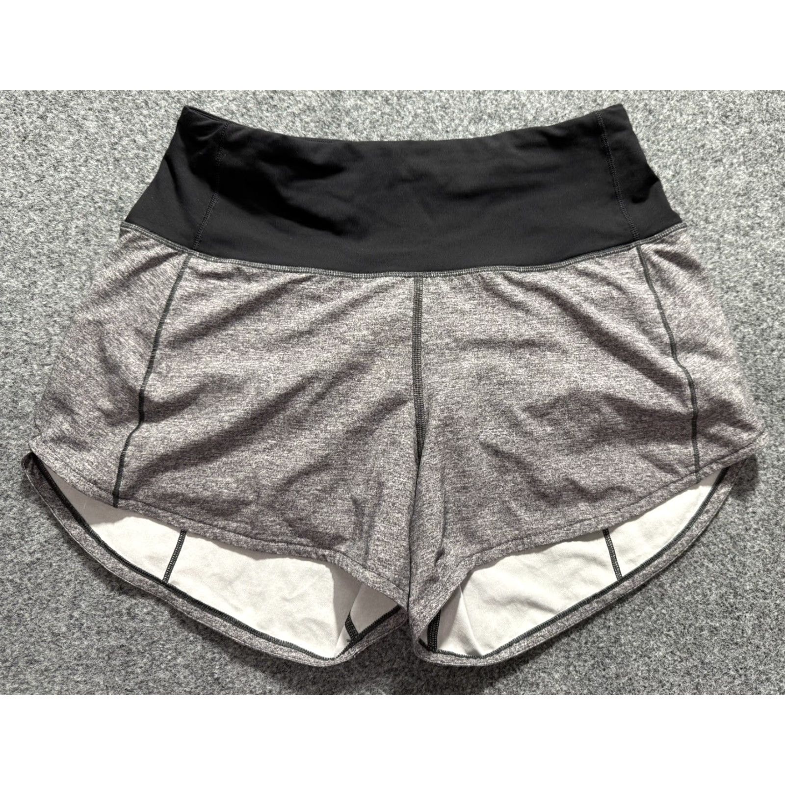 Lululemon Lululemon Short Speed Up 3.5" Heather Lux Multi Size 4 High Rise Lined Women Activewear Gray Athletic Short 3.5in Inseam Size 27" / US 4 / IT 40 - 2 Thumbnail