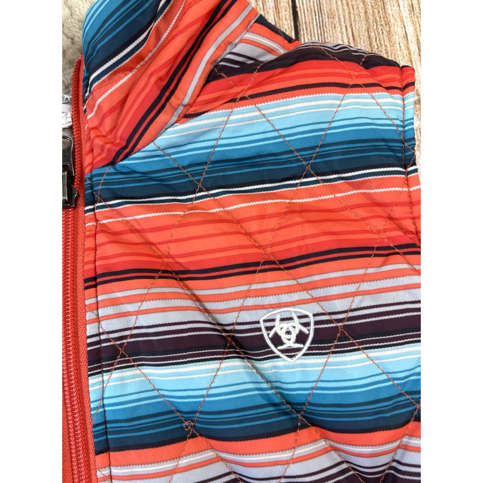 Ariat Ariat Women’s Hallstatt Reversible Serape Aztec Stripe Vest Full Zip M Multicolor Polyester Softshell Quilted Reversible Pockets Size M / US 6-8 / IT 42-44 - 5 Thumbnail