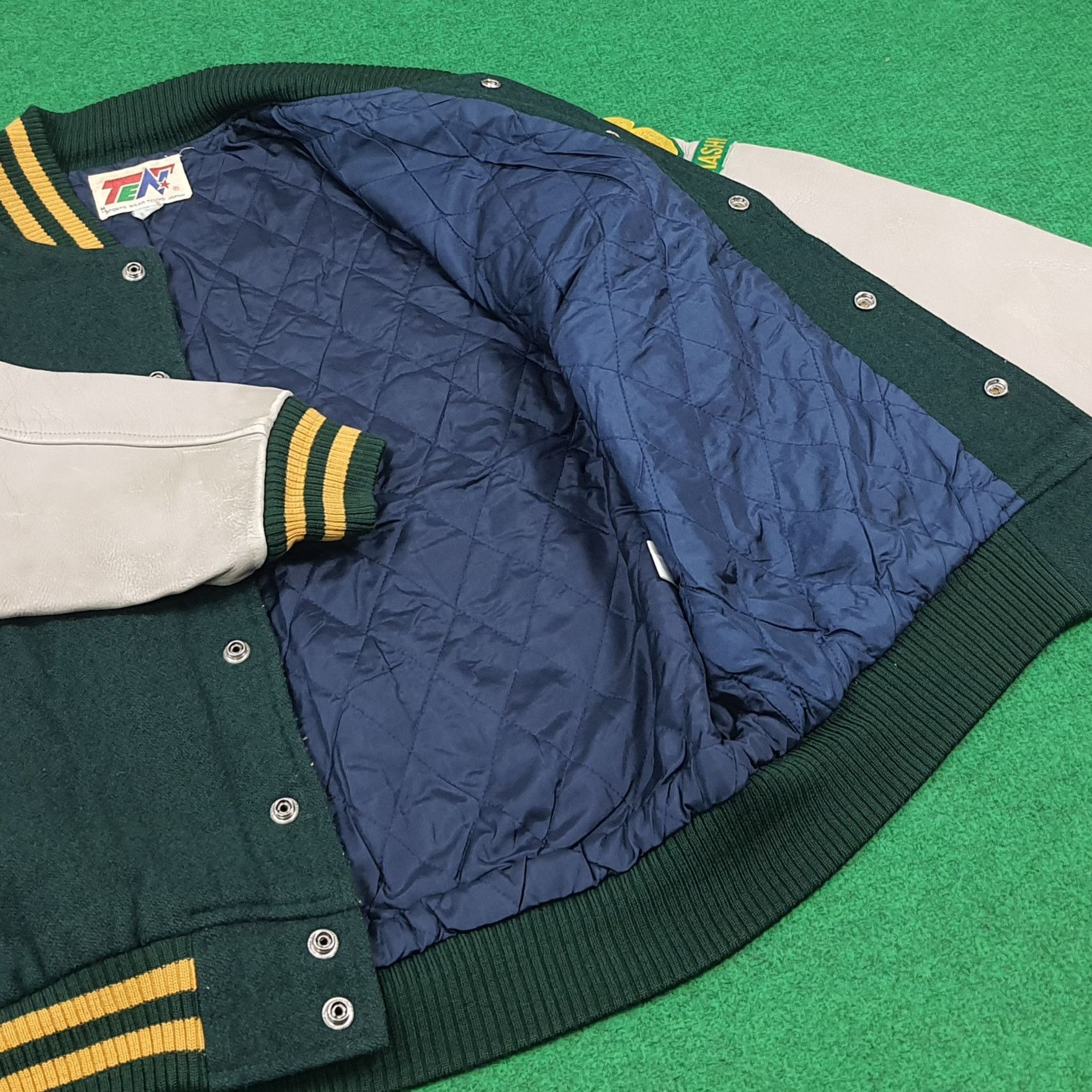 Japanese Brand Milky Way Football Club Varsity Letterman Jacket C291N23 Size US M / EU 48-50 / 2 - 9 Thumbnail