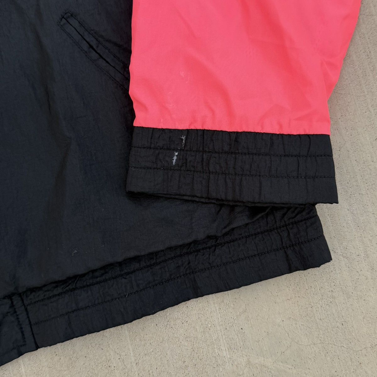 Adidas Vintage 80s 90s Adidas Windbreaker Track Jacket Black Pink Size US M / EU 48-50 / 2 - 5 Thumbnail