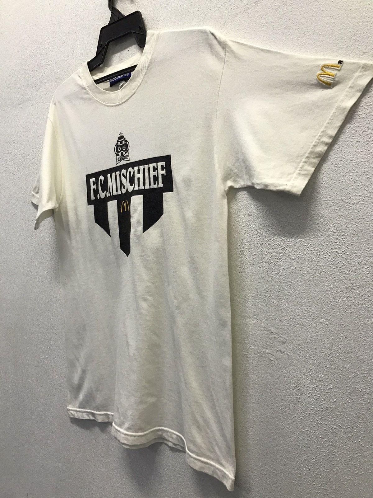 Anvil × Vintage Vintage Anvil Mc Donald FC Mischief Hamberglar 889 Shirt Size US M / EU 48-50 / 2 - 5 Thumbnail
