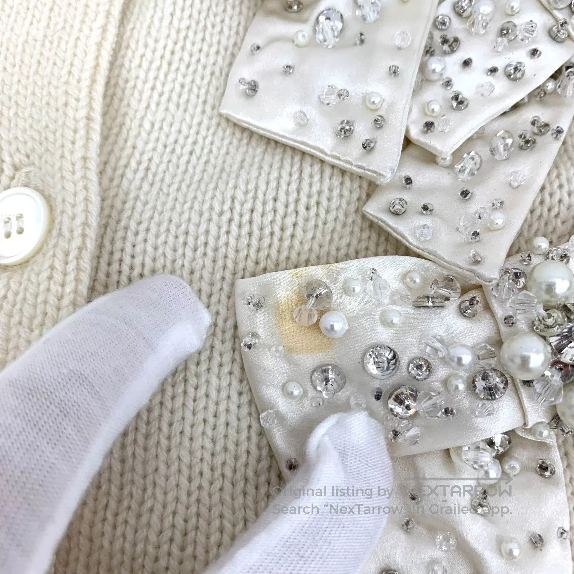 Miu Miu beige jeweled bow button. Size M / US 6-8 / IT 42-44 - 9 Thumbnail