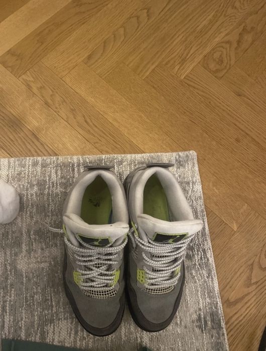 jordan 4 neon size 8