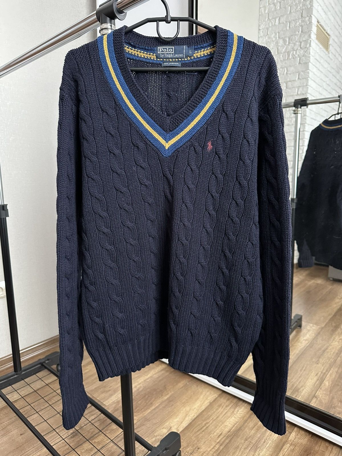 Polo Ralph Lauren Polo Ralph Lauren RL Vintage V-Neck Cable Wool Sweater 90s Size US L / EU 52-54 / 3 - 1 Thumbnail