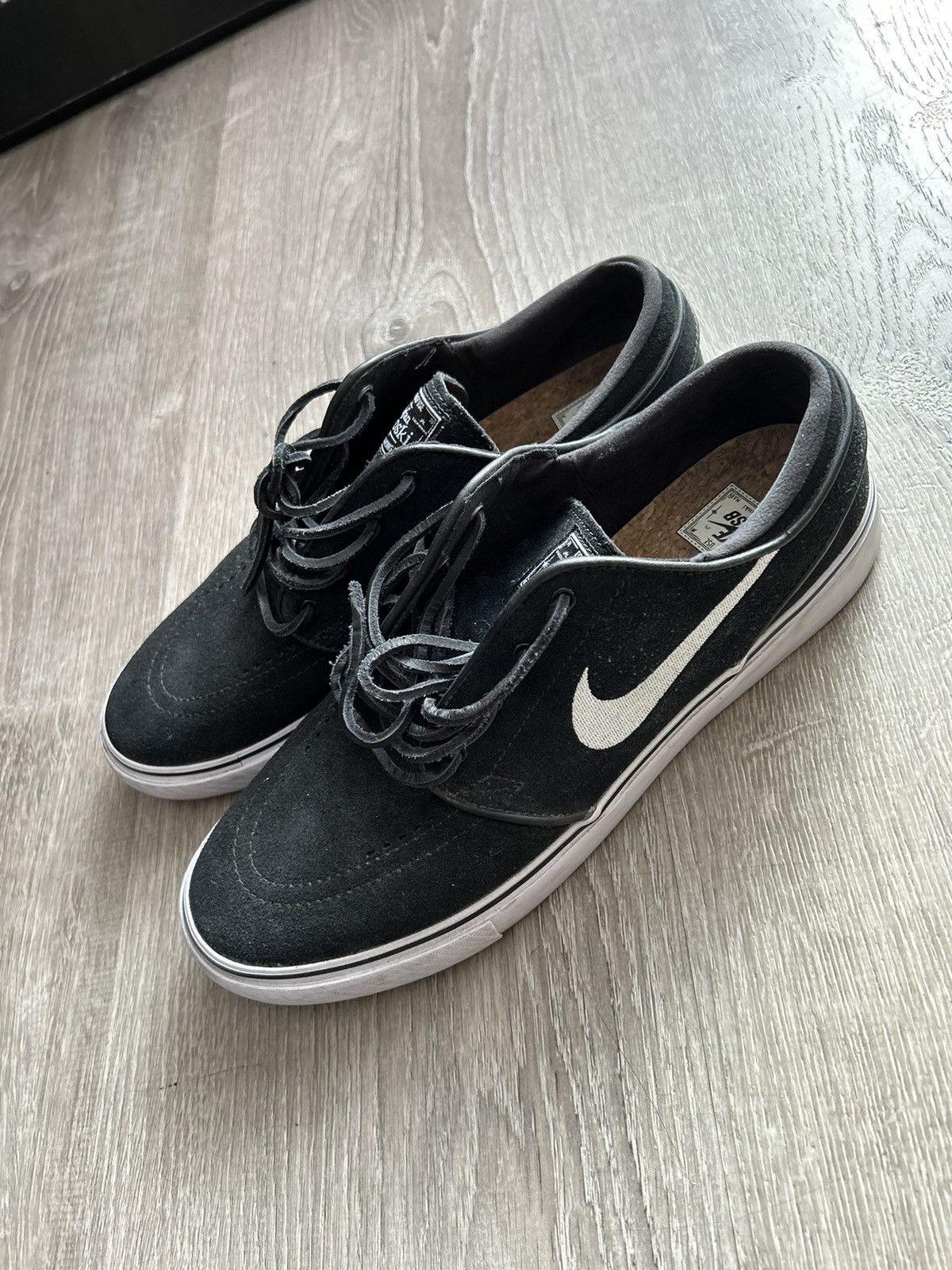 Nike SB Stefan Janoski skate shoes Size US 8.5 / EU 41-42 - 4 Thumbnail