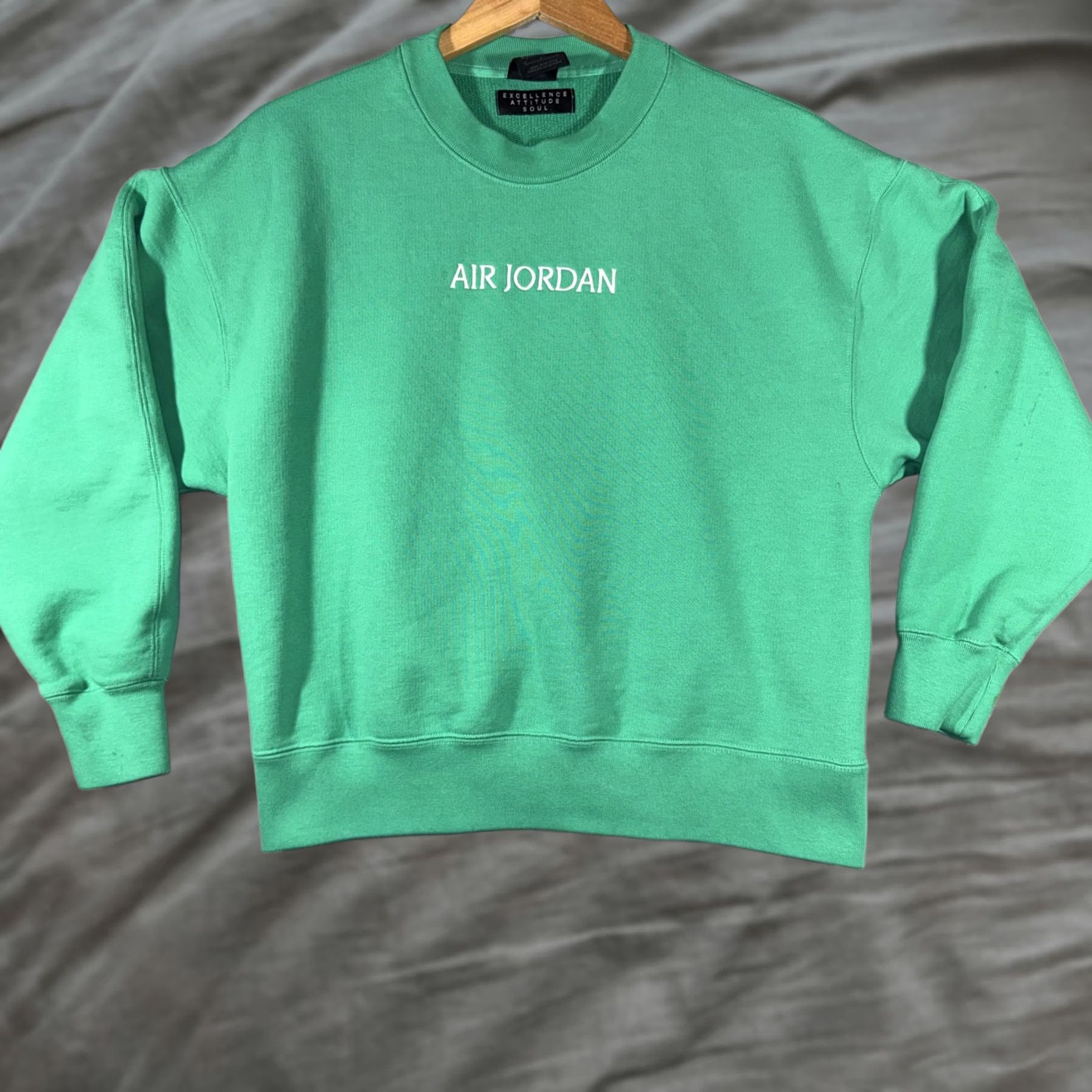Jordan Brand Jordan Sweatshirt Mens Medium Green Air Jordan Oversized Fleece Pullover Logo Shirt Crewneck Athletic Basketball Size US M / EU 48-50 / 2 - 1 Thumbnail