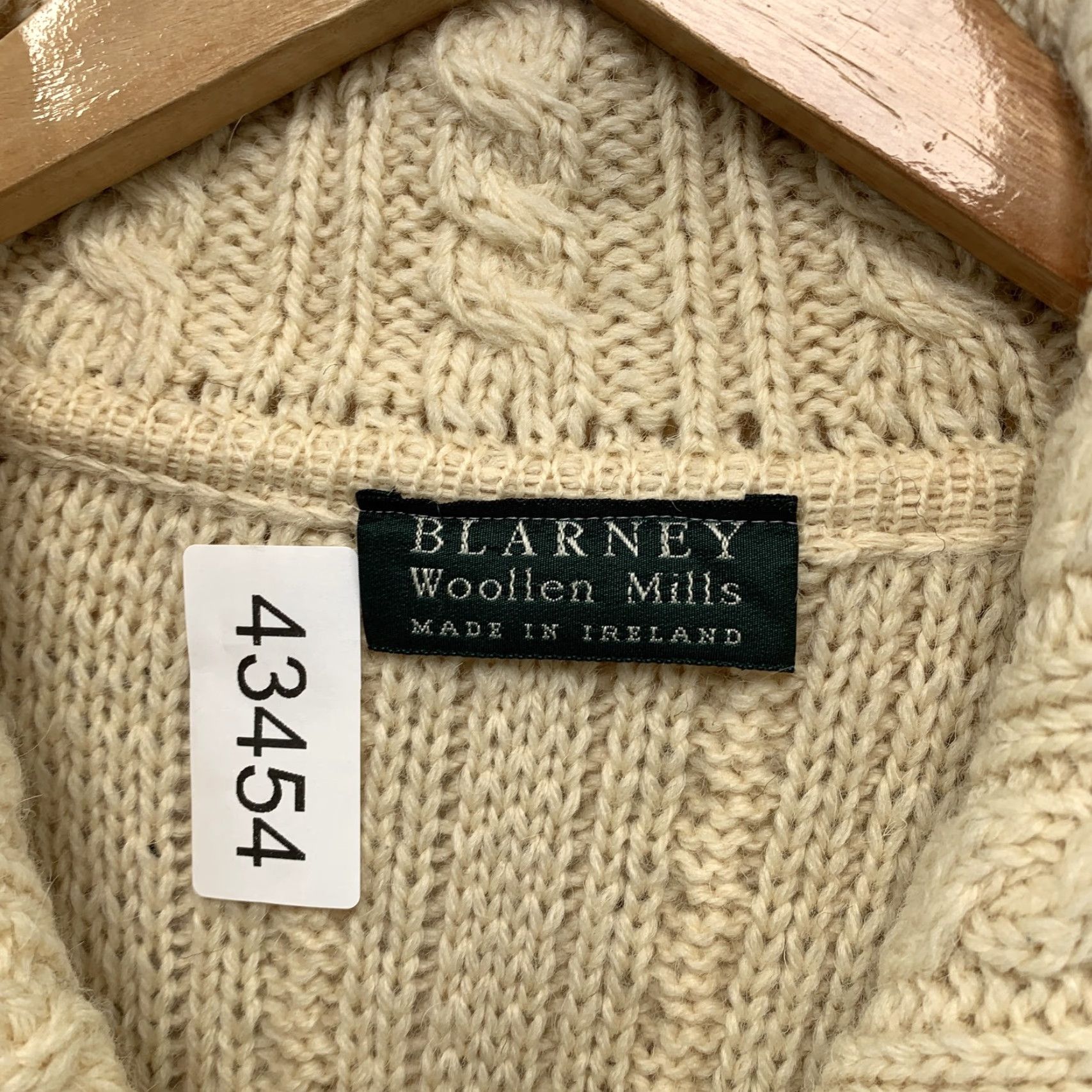 Vintage Blarney Woollen Mills Long Cardigan Sweater Womens Small Beige Wool Cable Knit Size S / US 4 / IT 40 - 4 Thumbnail