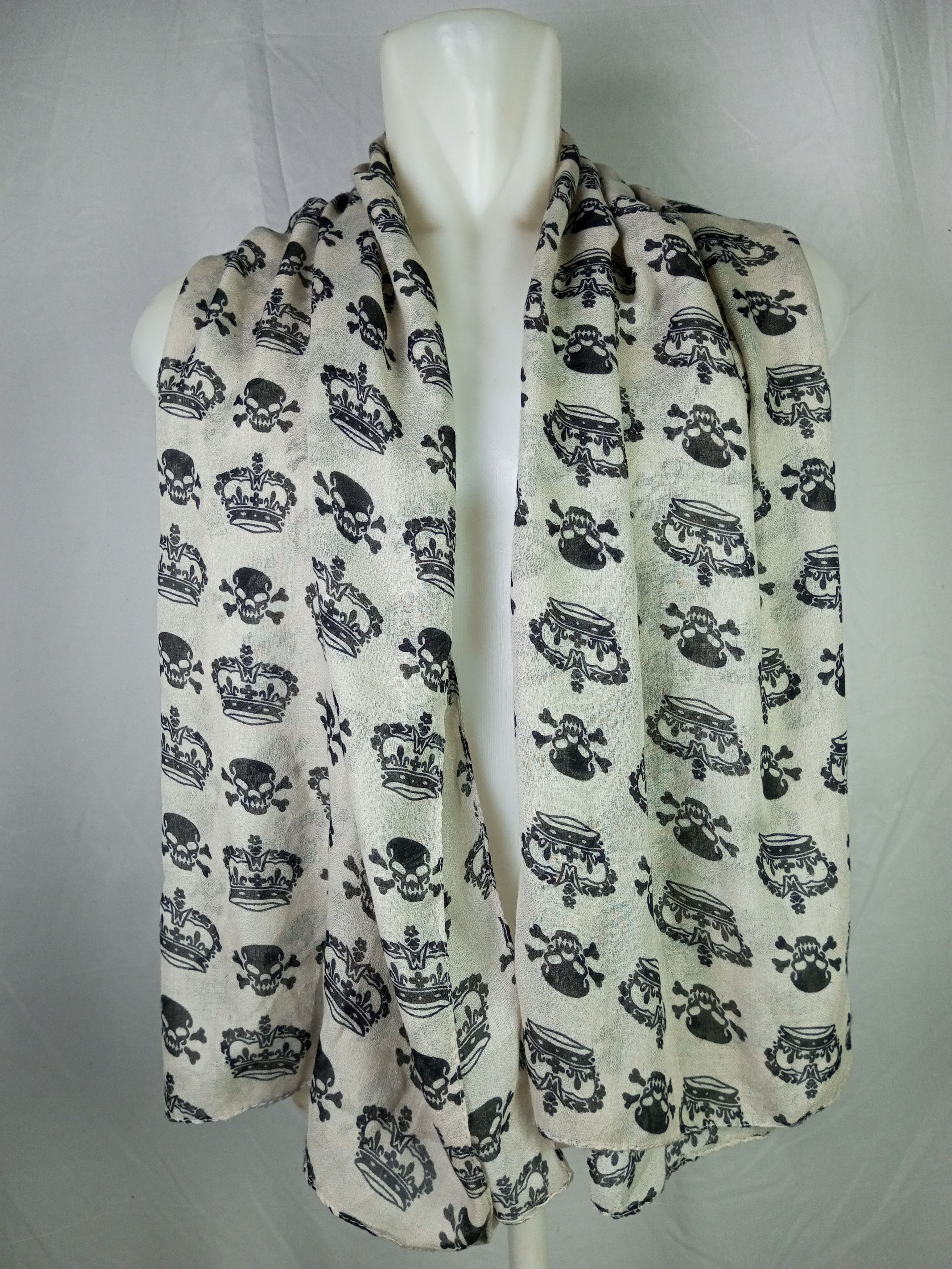 Japanese Brand Skulls & Crown Scarf Muffler Inspired By Alexander McQueen Size ONE SIZE - 2 Thumbnail