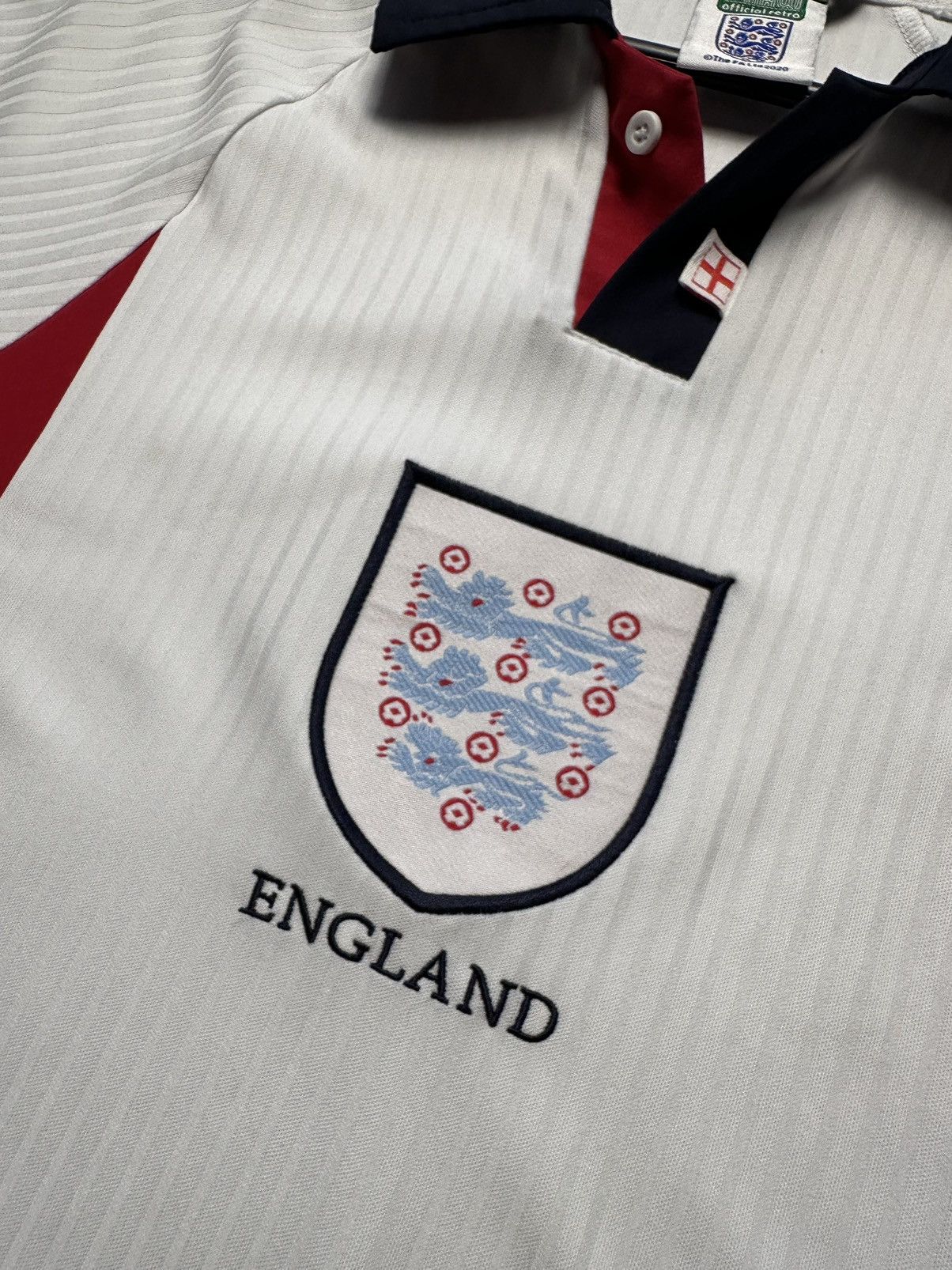 Vintage Vintage England soccer jersey retro size S Size US S / EU 44-46 / 1 - 3 Thumbnail