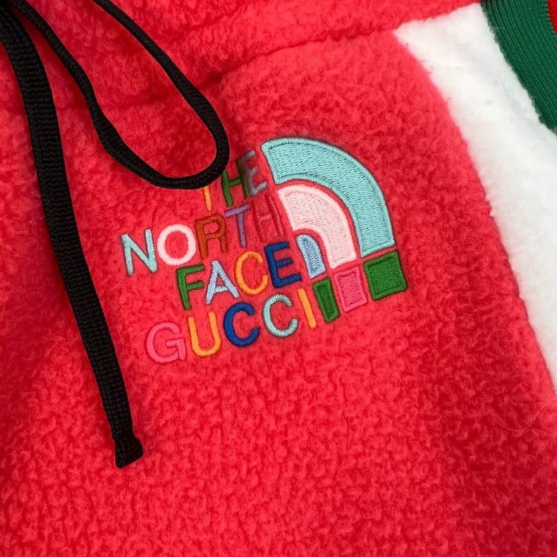 Gucci Gucci Size XS Co-branded tnf fleece shorts 2504-Nextarrow Size US 27 - 3 Thumbnail