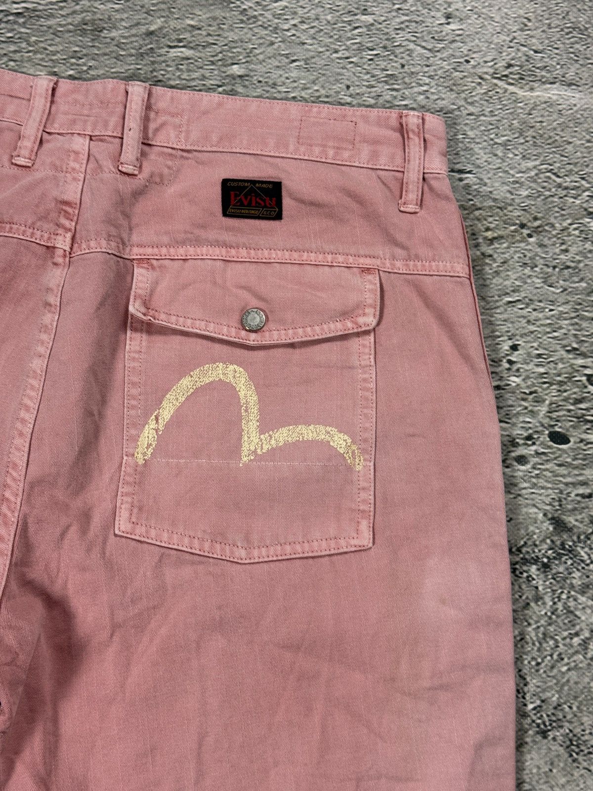 Evisu Evisu jorts pink Y2K shorts denim white seagulls cargo Size US 34 / EU 50 - 3 Thumbnail