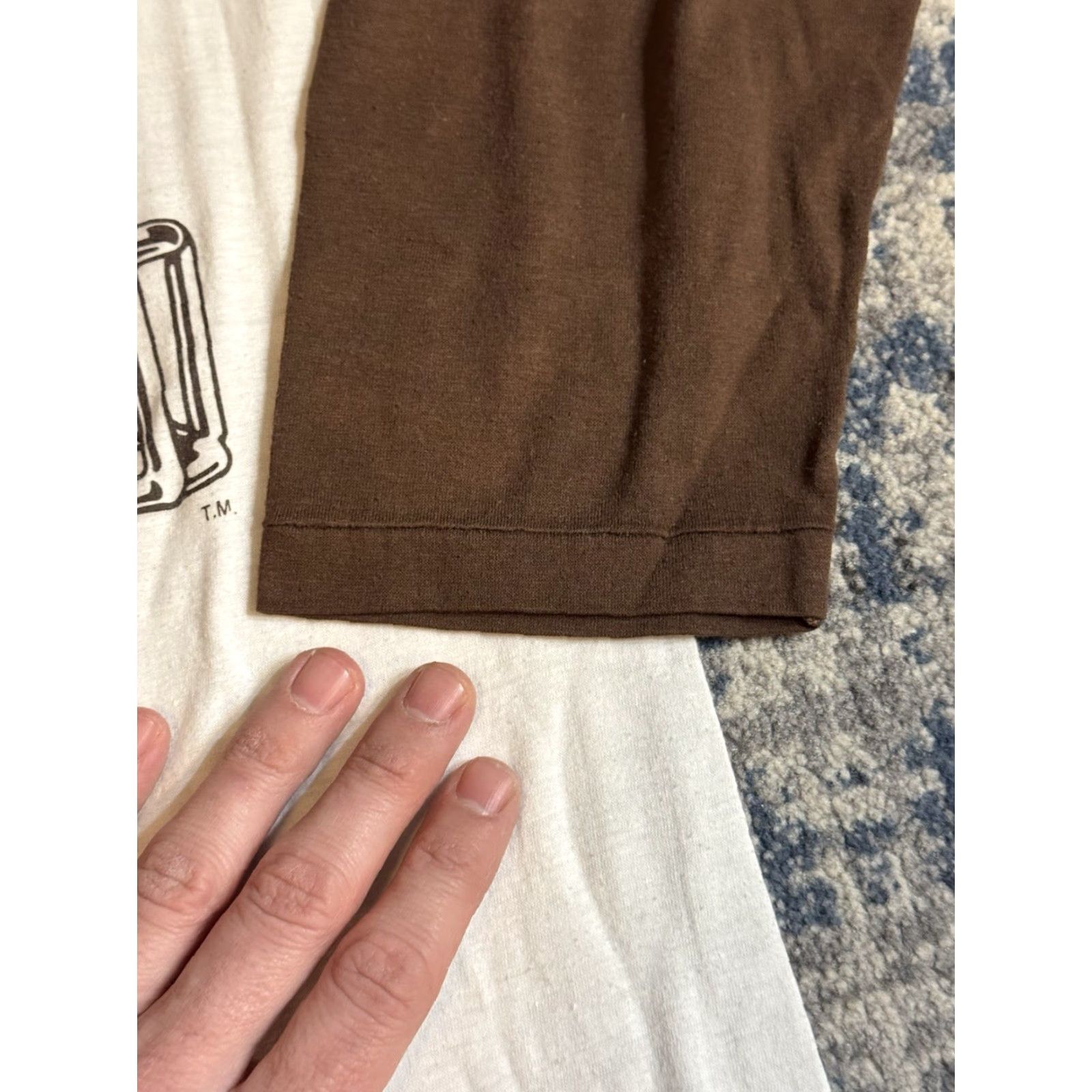 NFL VINTAGE Cleveland Browns Trench Mfg. Co. 3/4 Sleeve T-Shirt M White NFL 80s Sports Mens Shirt Size US M / EU 48-50 / 2 - 4 Thumbnail