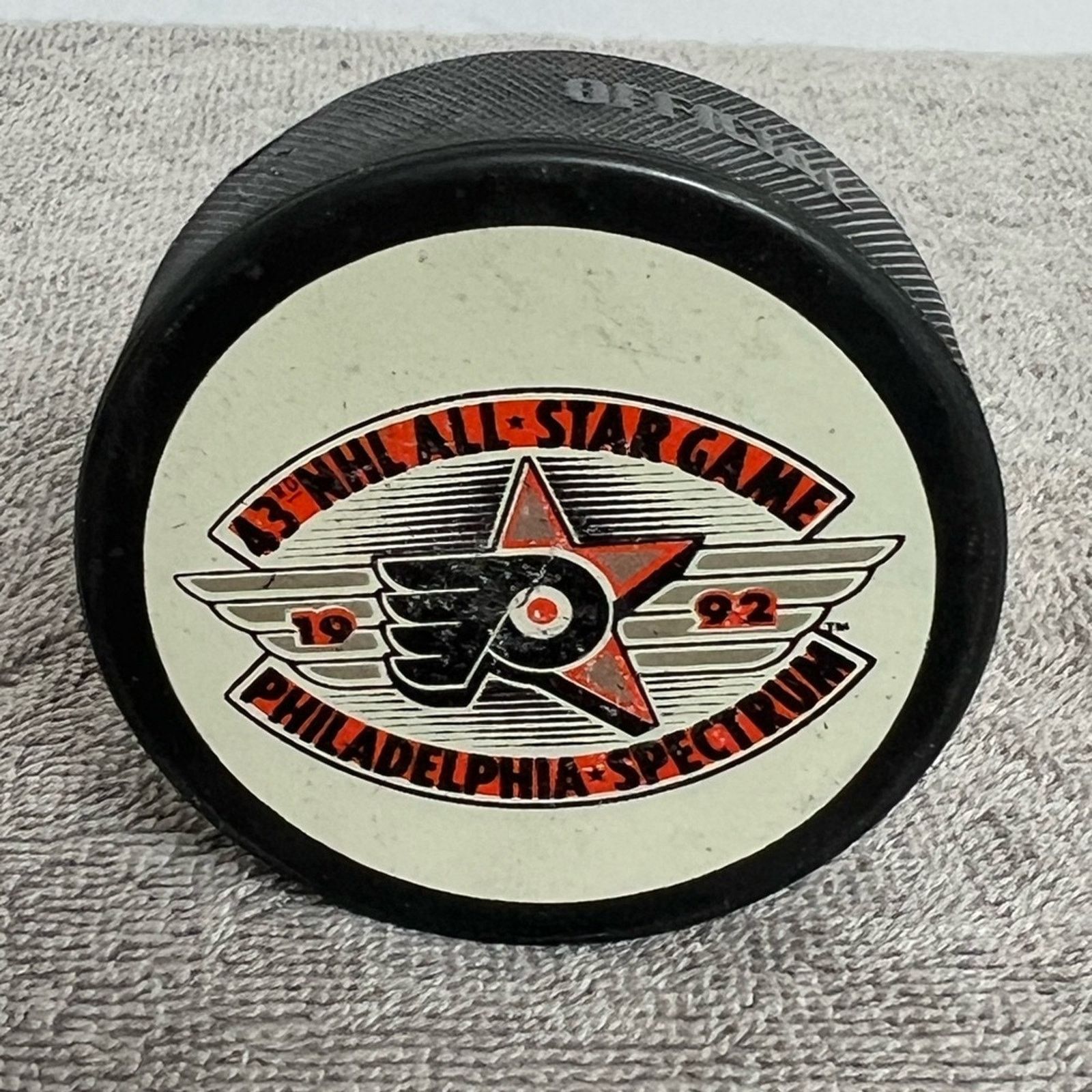 NHL 1992 - 43rd NHL All Star Game Puck - Philadelphia Flyers Size ONE SIZE - 1 Thumbnail