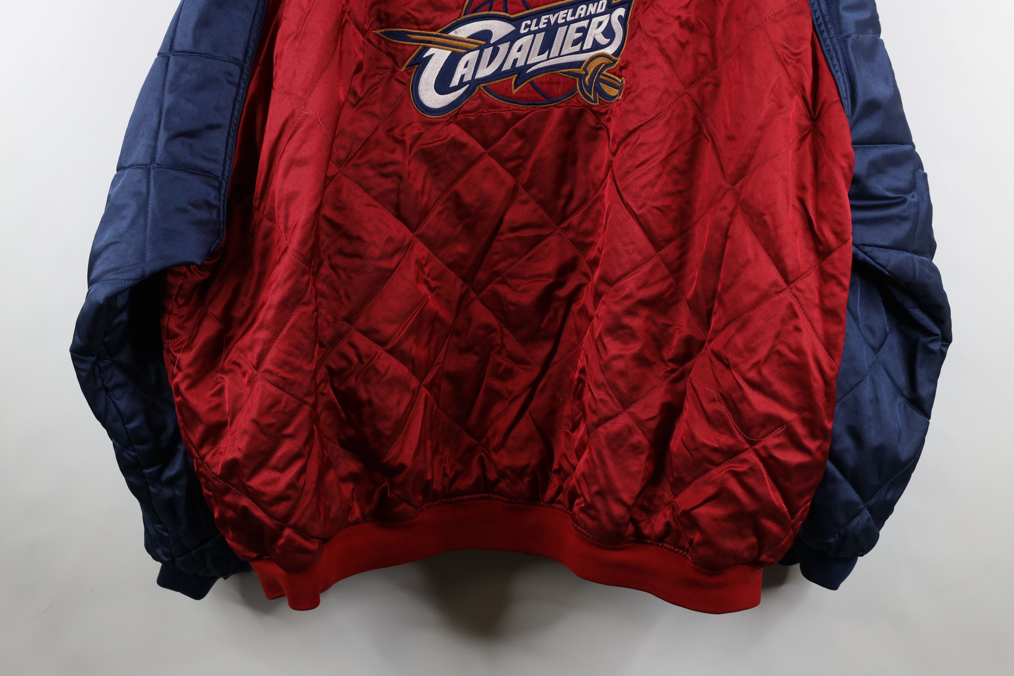 Vintage Vintage NBA Reversible Cleveland Cavaliers Bomber Jacket Size US XXL / EU 58 / 5 - 20 Thumbnail