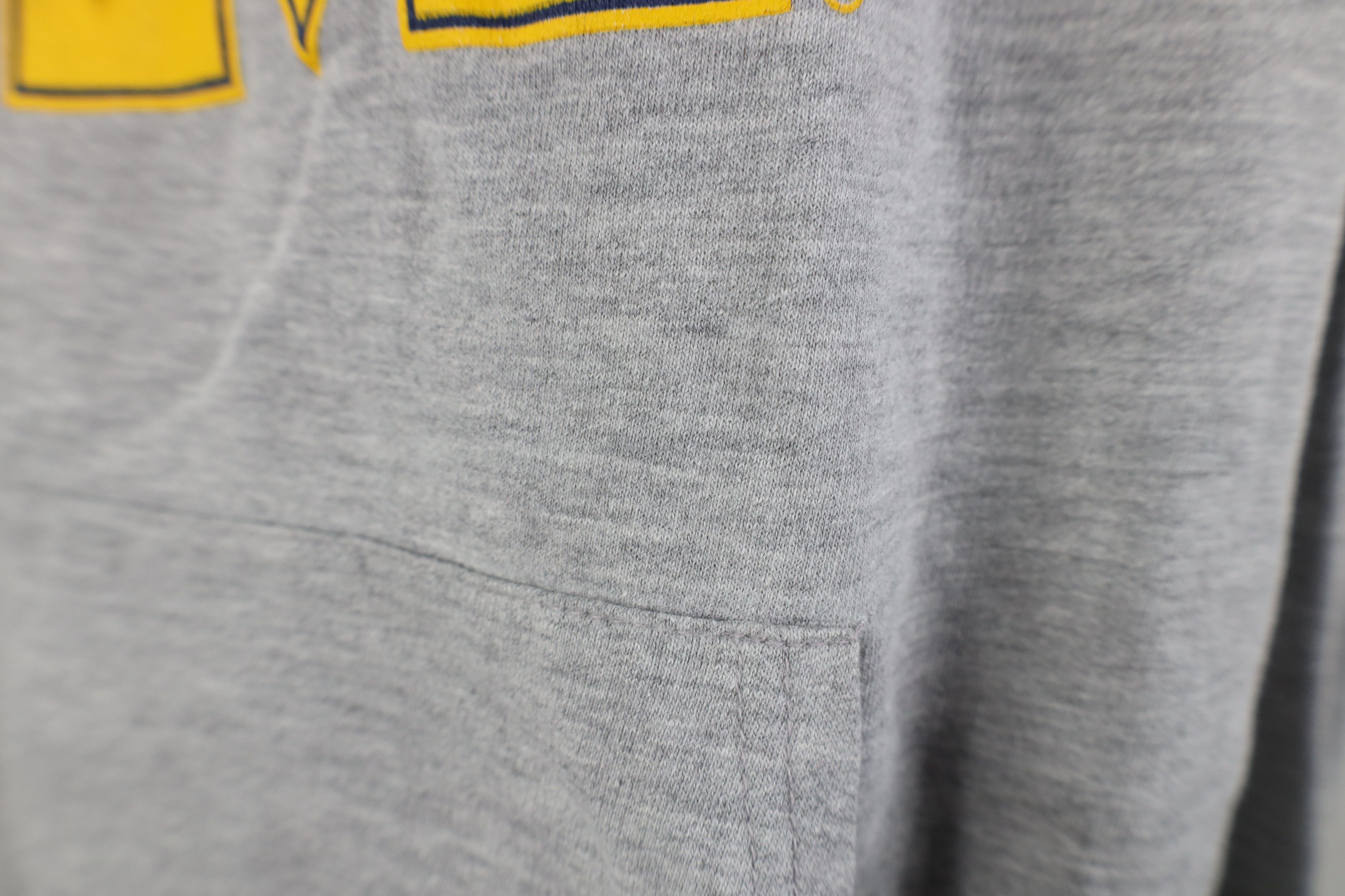 Vintage Vintage 90s University of Michigan Hoodie Sweatshirt Gray Size US S / EU 44-46 / 1 - 6 Thumbnail