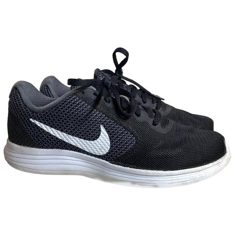 Nike Nike Women's Athletic Shoes size 7 Size US 7 / IT 37 - 1 Thumbnail
