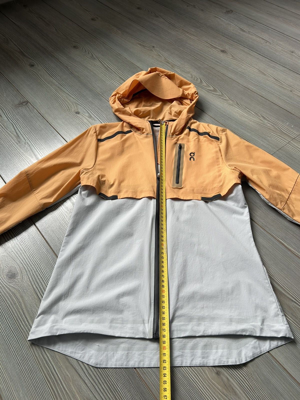 On On Running Weather Jacket Lightweight Windbreaker Size XS / US 0-2 / IT 36-38 - 16 Thumbnail