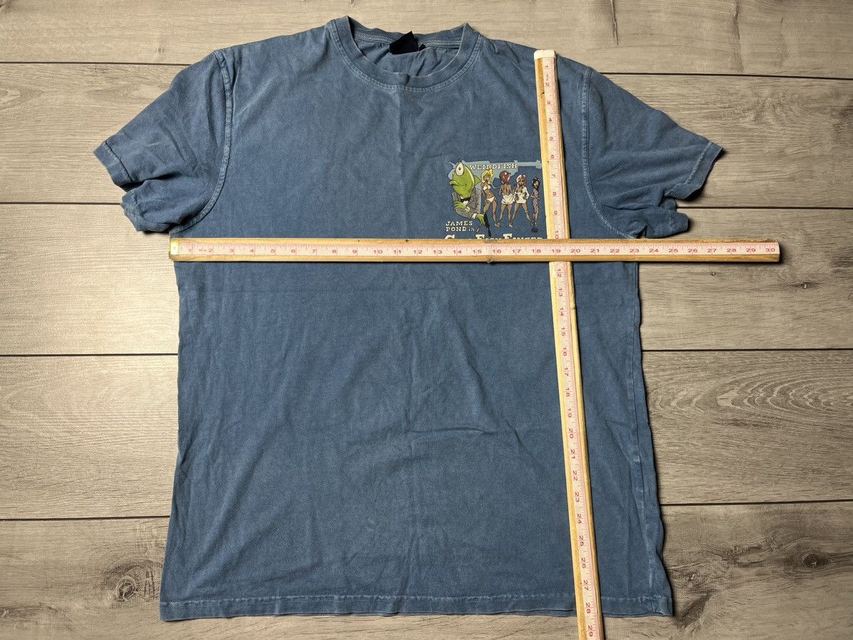 Band Tees Gold fish finger Tshirt james pond humor tee size Large Size US L / EU 52-54 / 3 - 6 Thumbnail