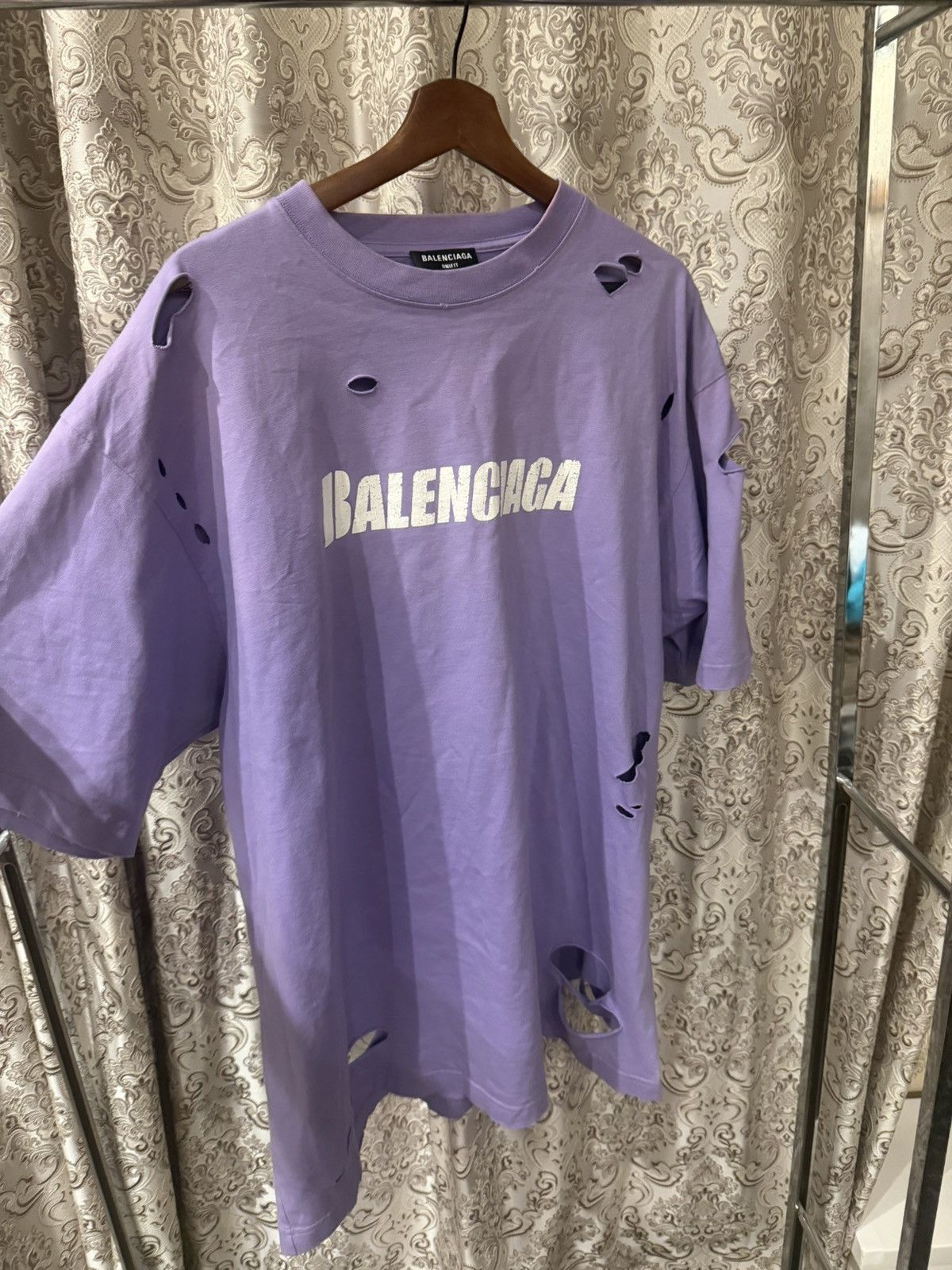 Balenciaga Balenciaga destroyed purple T-Shirt Size US M / EU 48-50 / 2 - 1 Thumbnail