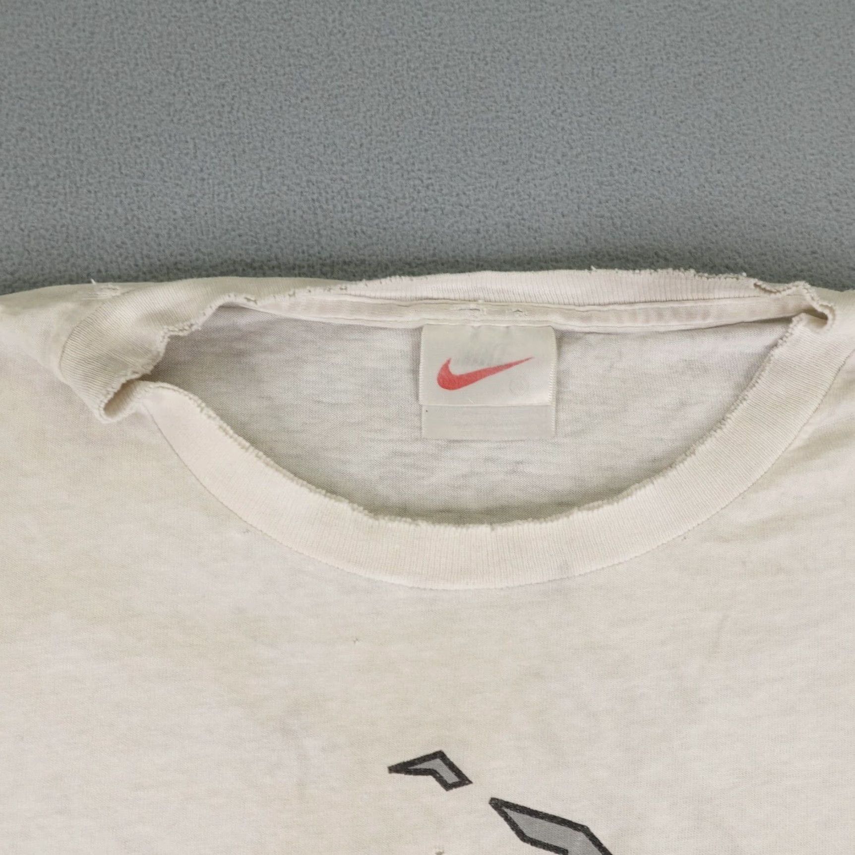 Nike VINTAGE Nike Shirt Mens XL White 1997 Games of Oregon 90s State Graphic Print Cotton Knit Logo Short Sleeve Crew Neck T-Shirt Mens Size US XL / EU 56 / 4 - 3 Thumbnail