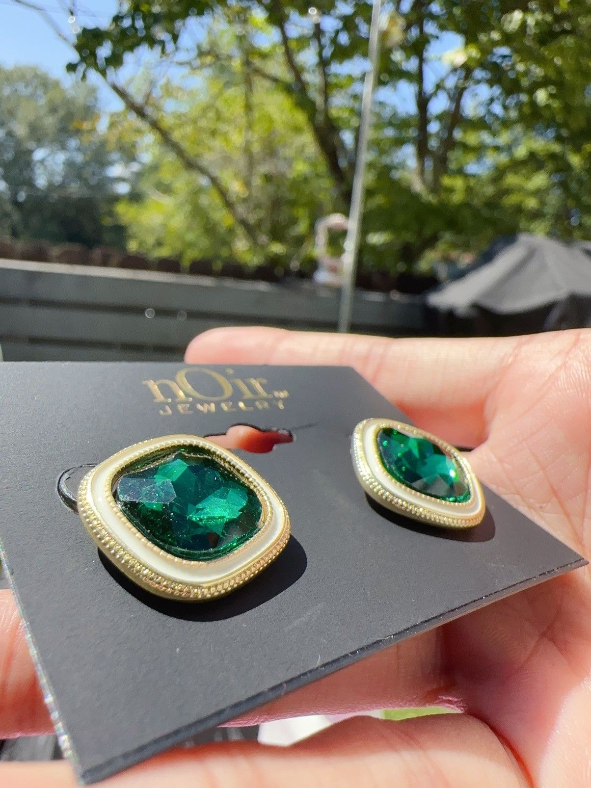 Designer Noir gold tone green diamond beige edge studs square earring Size ONE SIZE - 3 Thumbnail