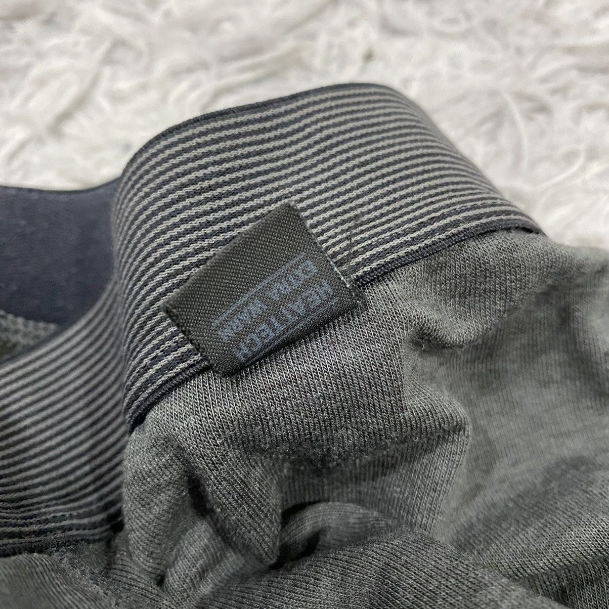 Uniqlo × Vintage Uniqlo tight running heattech extra warm Size US 28 / EU 44 - 4 Thumbnail