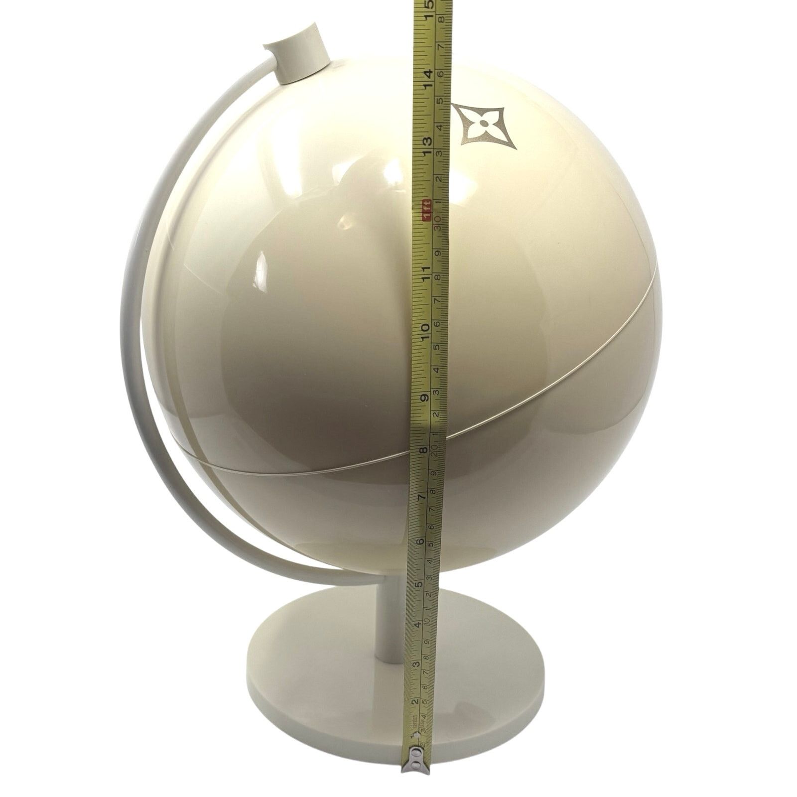 Louis Vuitton Louis Vuitton Decorative Globe Size ONE SIZE - 6 Thumbnail