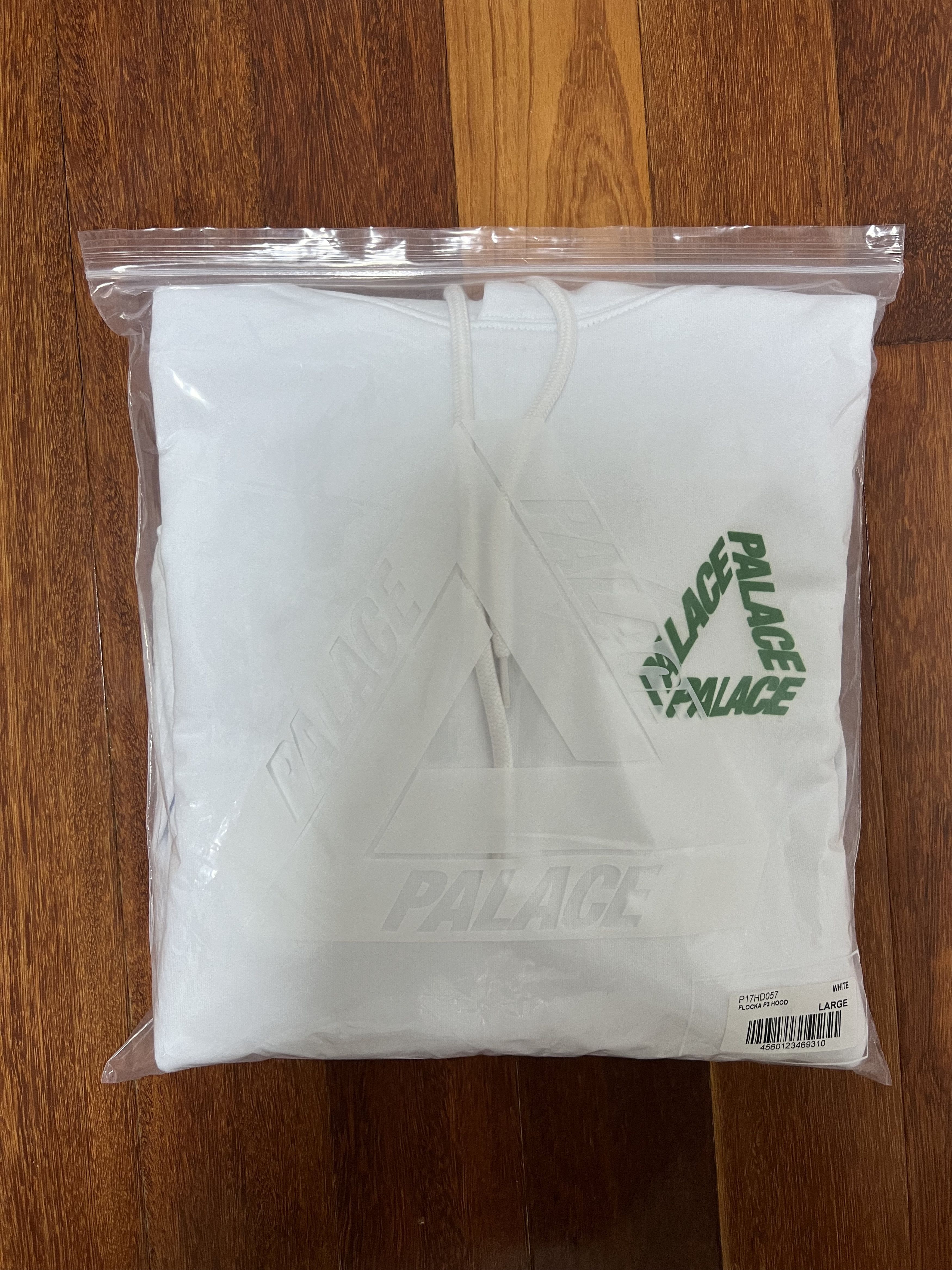Palace 💚 2019 Palace Flocka P3 Hoodie White Large NEW Size US L / EU 52-54 / 3 - 10 Thumbnail