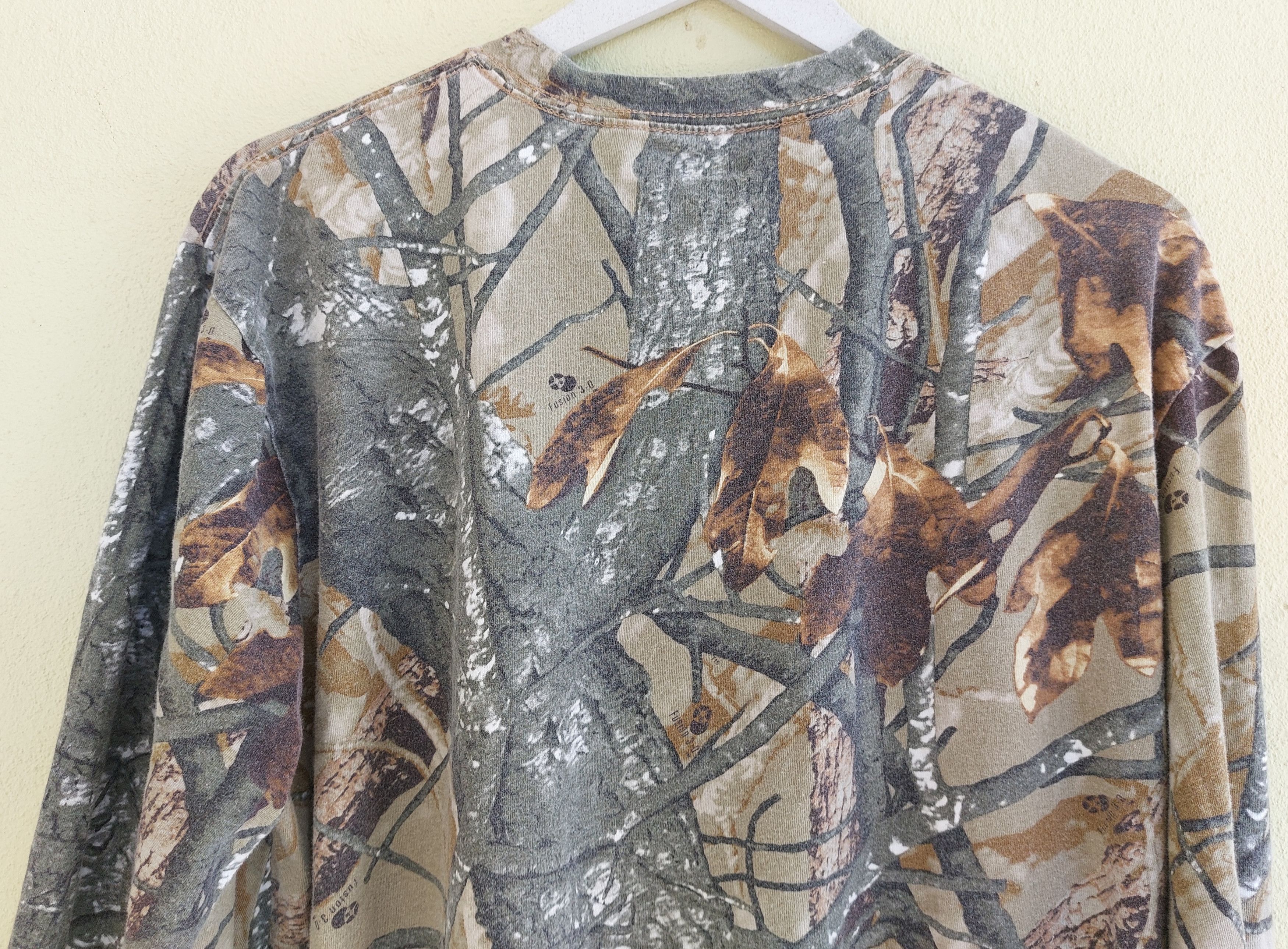 Other OUTFITTERS RIDGE camo long sleeve pocket tee Size US M / EU 48-50 / 2 - 7 Thumbnail