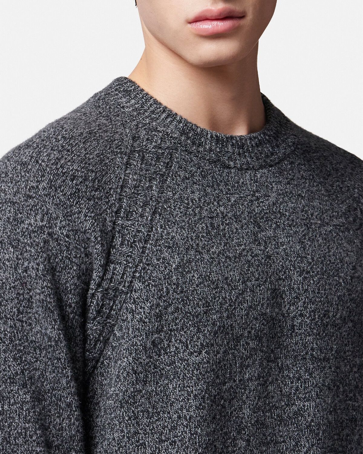 Versace o1y0525 Cashmere Blend Sweater in Black Size US L / EU 52-54 / 3 - 2 Thumbnail