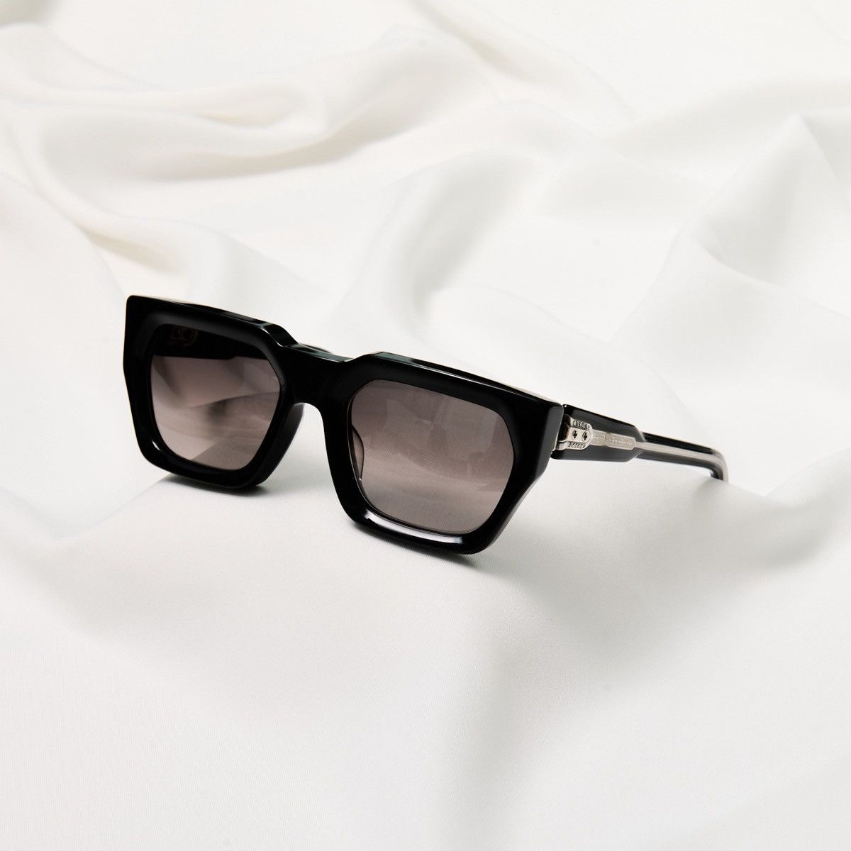 Chrome Hearts CHROME HEARTS JELLY & JAM BLACK SUNGLASSES Size ONE SIZE - 1 Thumbnail