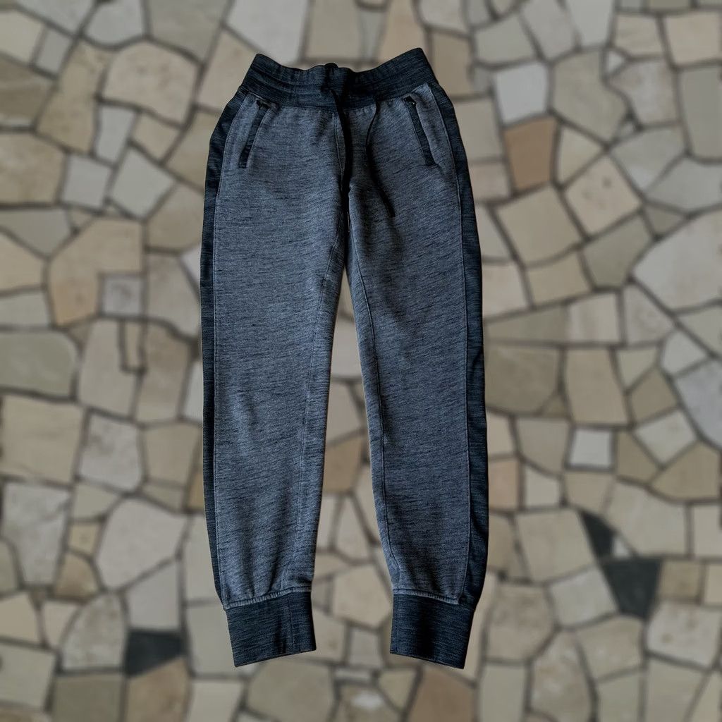 Lululemon Lululemon Get Going Jogger Heathered Core Dark Grey Women’s 2 Pants Regular Gray Pockets Breathable Stretch Athletic Athleisure 90s Theme Womens Size 26" / US 2 / IT 38 - 1 Thumbnail